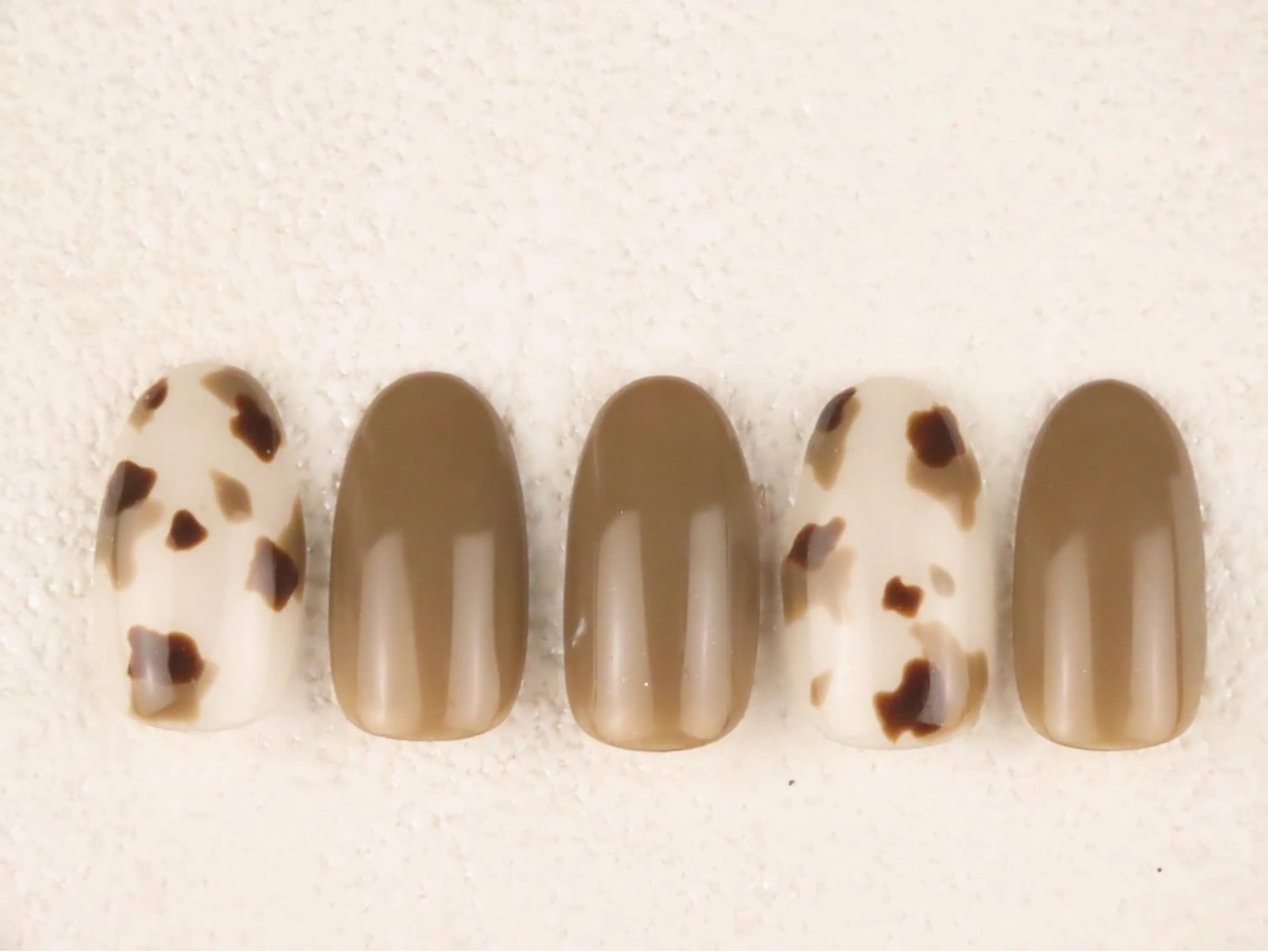 ネイル NAIL Salon IP所属・長谷川 奈緒美のネイルデザイン