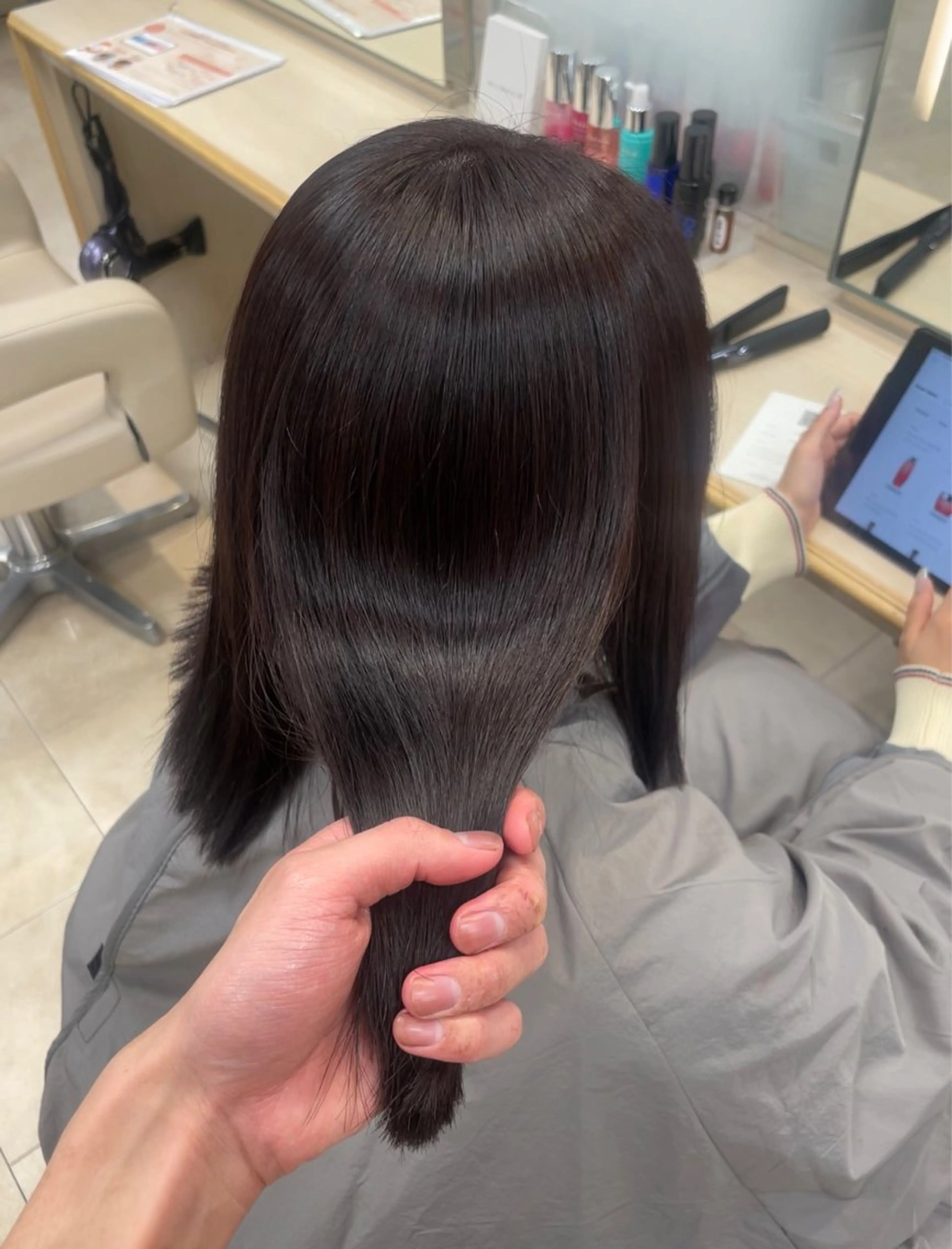 ミディアム カラー シャドウパーマ／骨格 矯正カット　トモキのヘアスタイル