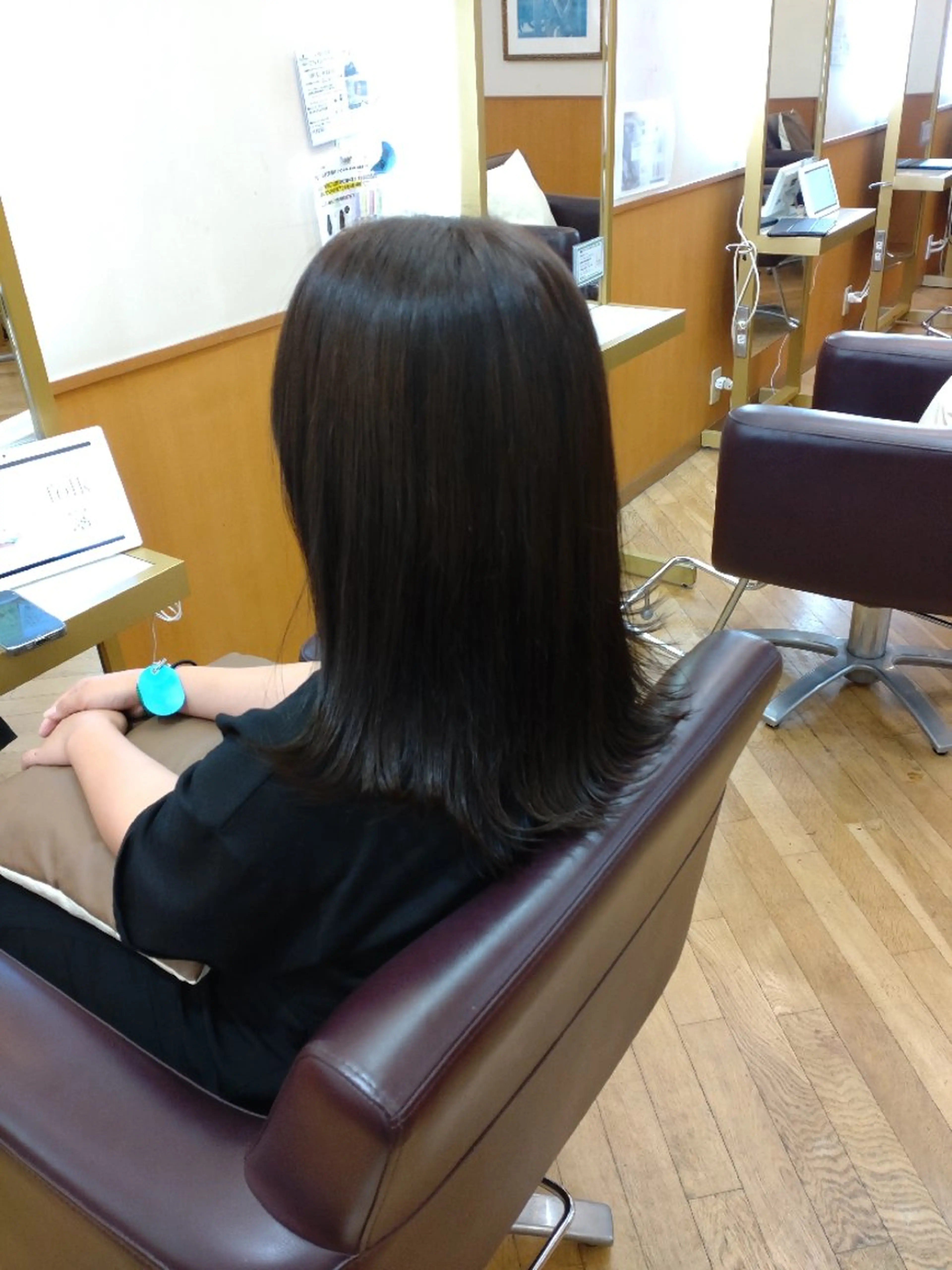 ミディアム 仮屋 敬介のヘアスタイル