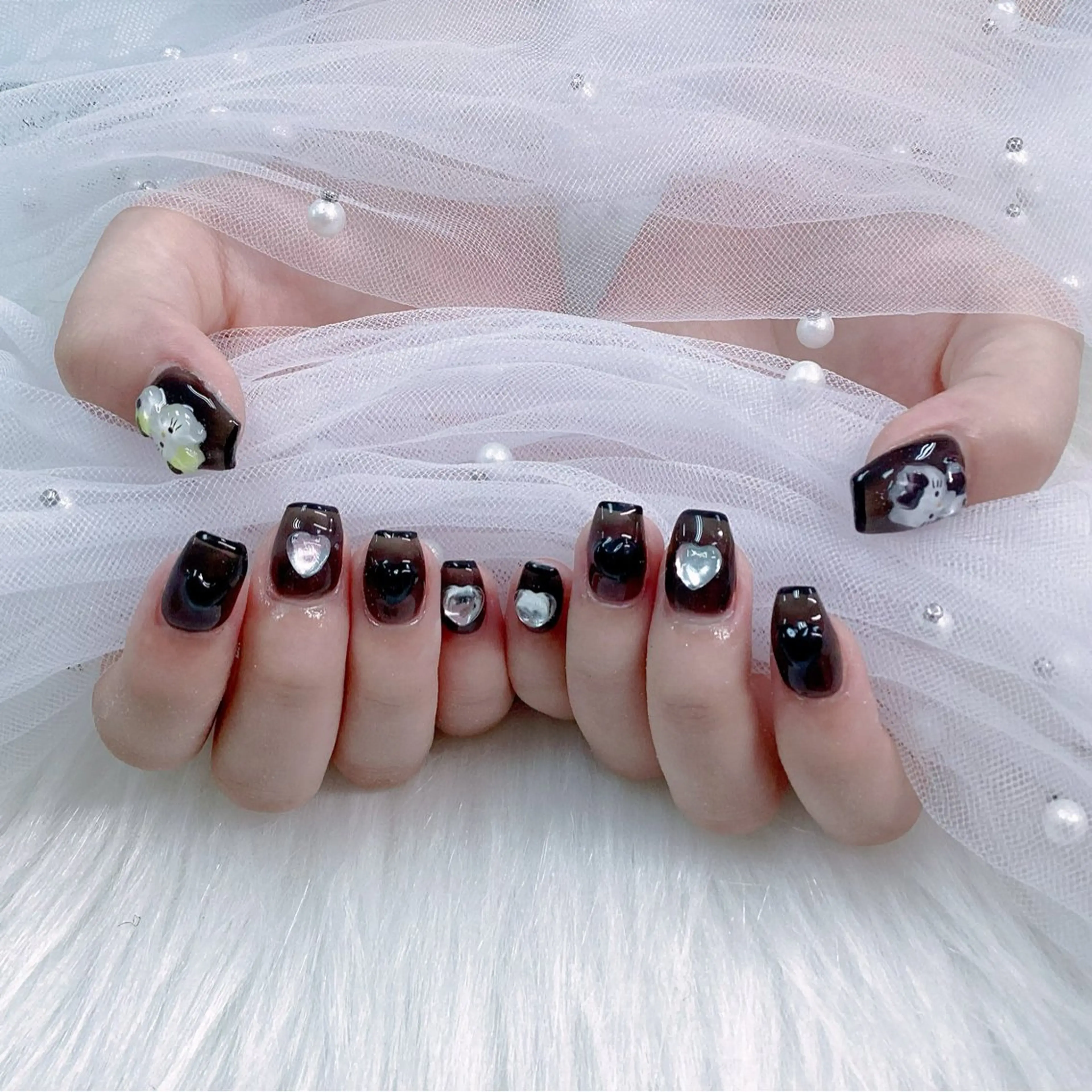 ネイル パーツ全部¥110 サロンミミのネイルデザイン