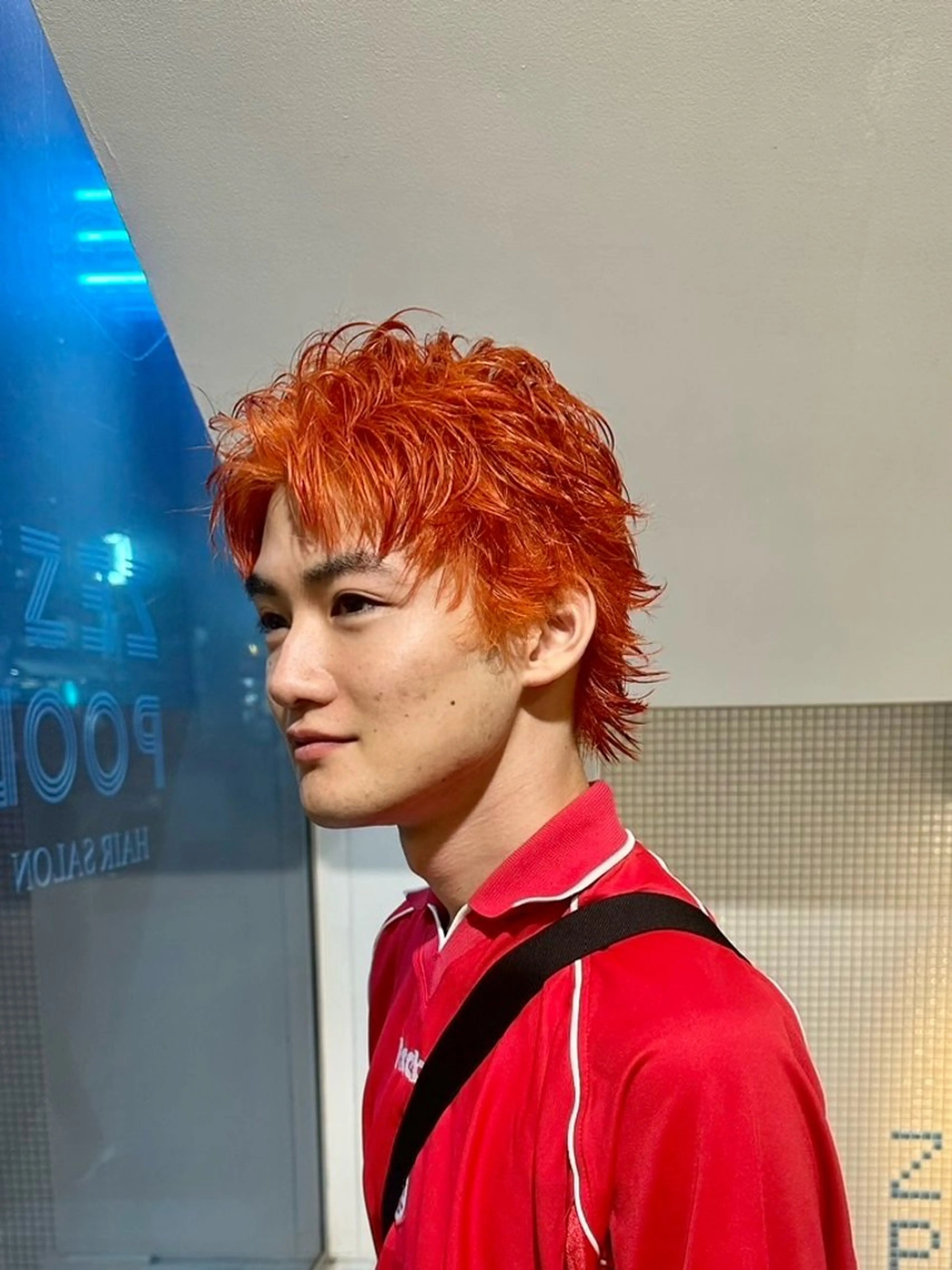 【minimo価格】メンズカット💇➕ブリーチカラー👨🦰➕ケアブリーチ✨➕aujuaトリートメント🧴の写真