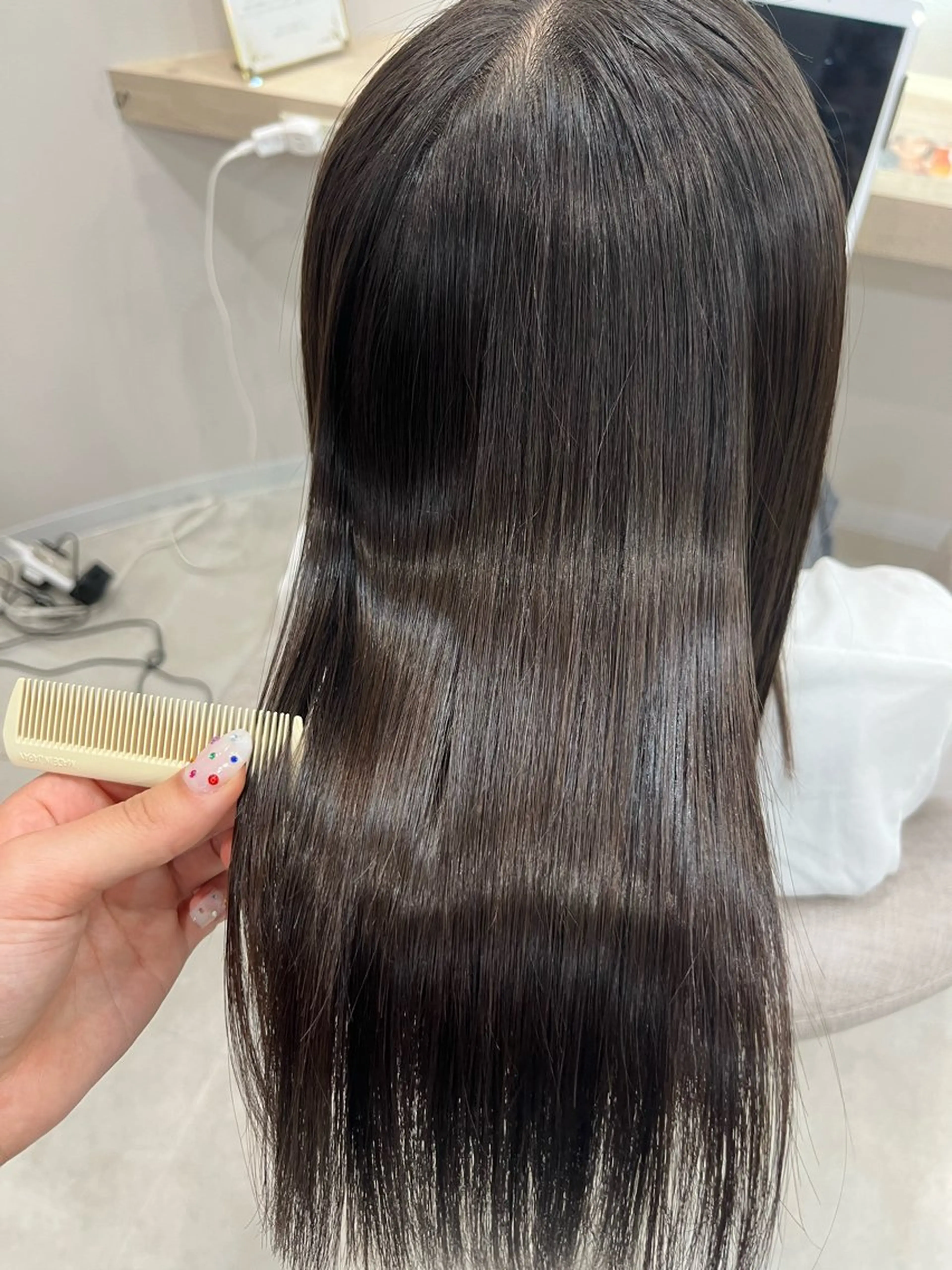 ロング 縮毛矯正 殿北 茉奈のヘアスタイル