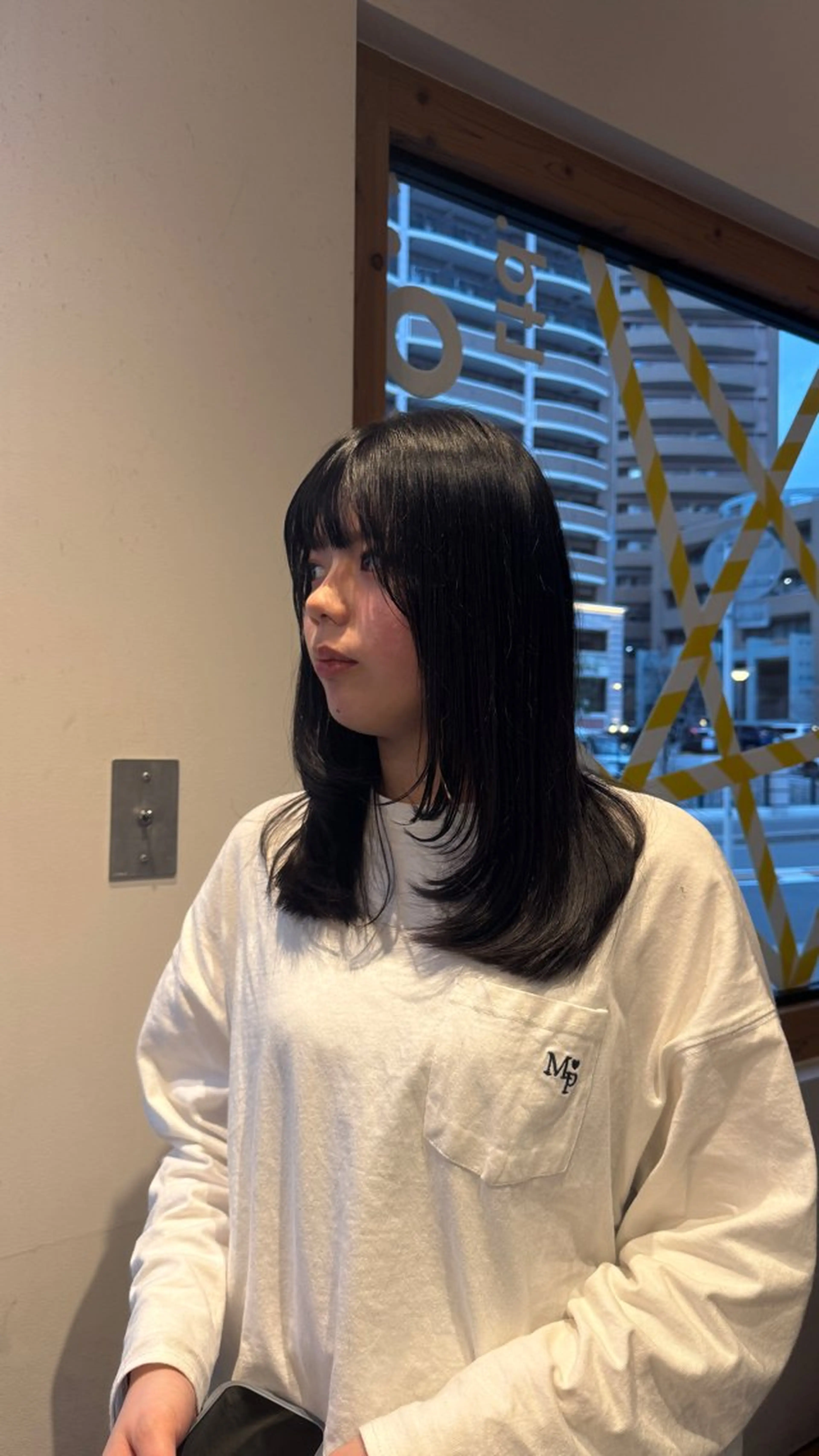 ミディアム カット 透明感カラー/似合 わせカットみく🩶のヘアスタイル