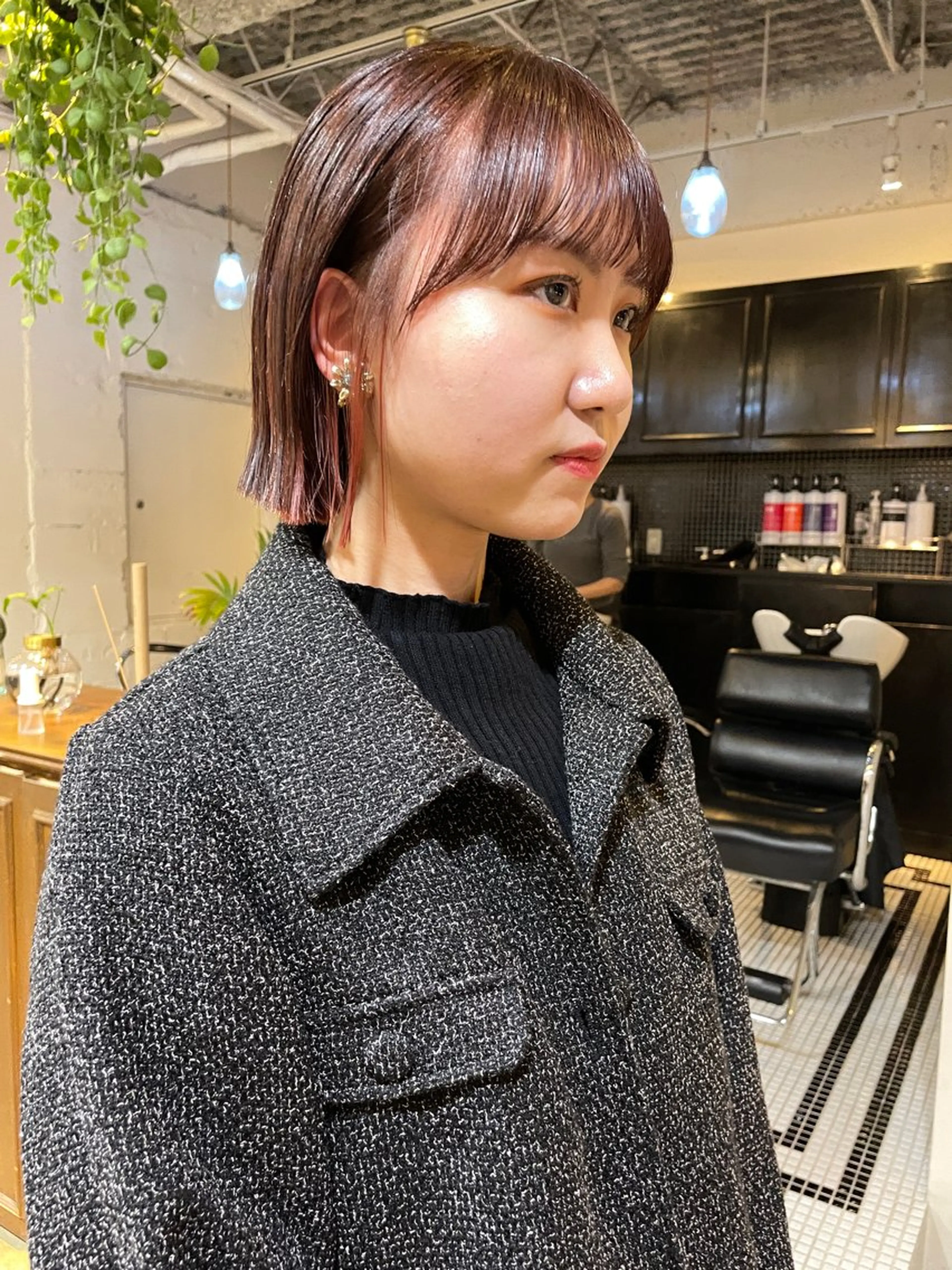 ミディアム カラー ボブ カット ヘアカラー トリートメント レイヤー／似合わせ TAKUYAのヘアスタイル