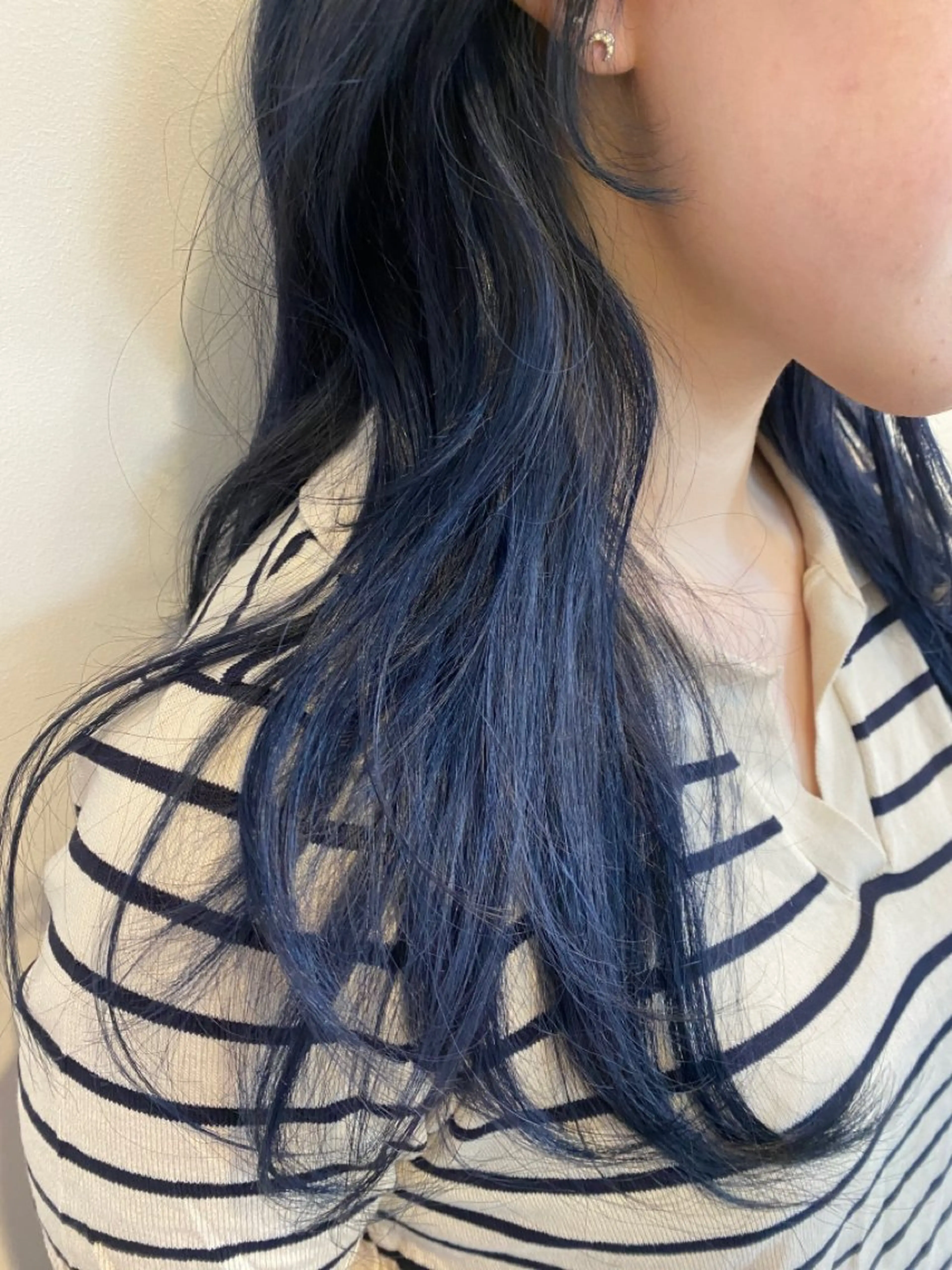 ロング カラー 黒髪 ブリーチ ブルーカラー ブルーブラック 和歌山韓国ヘア🌙 MOEのヘアスタイル