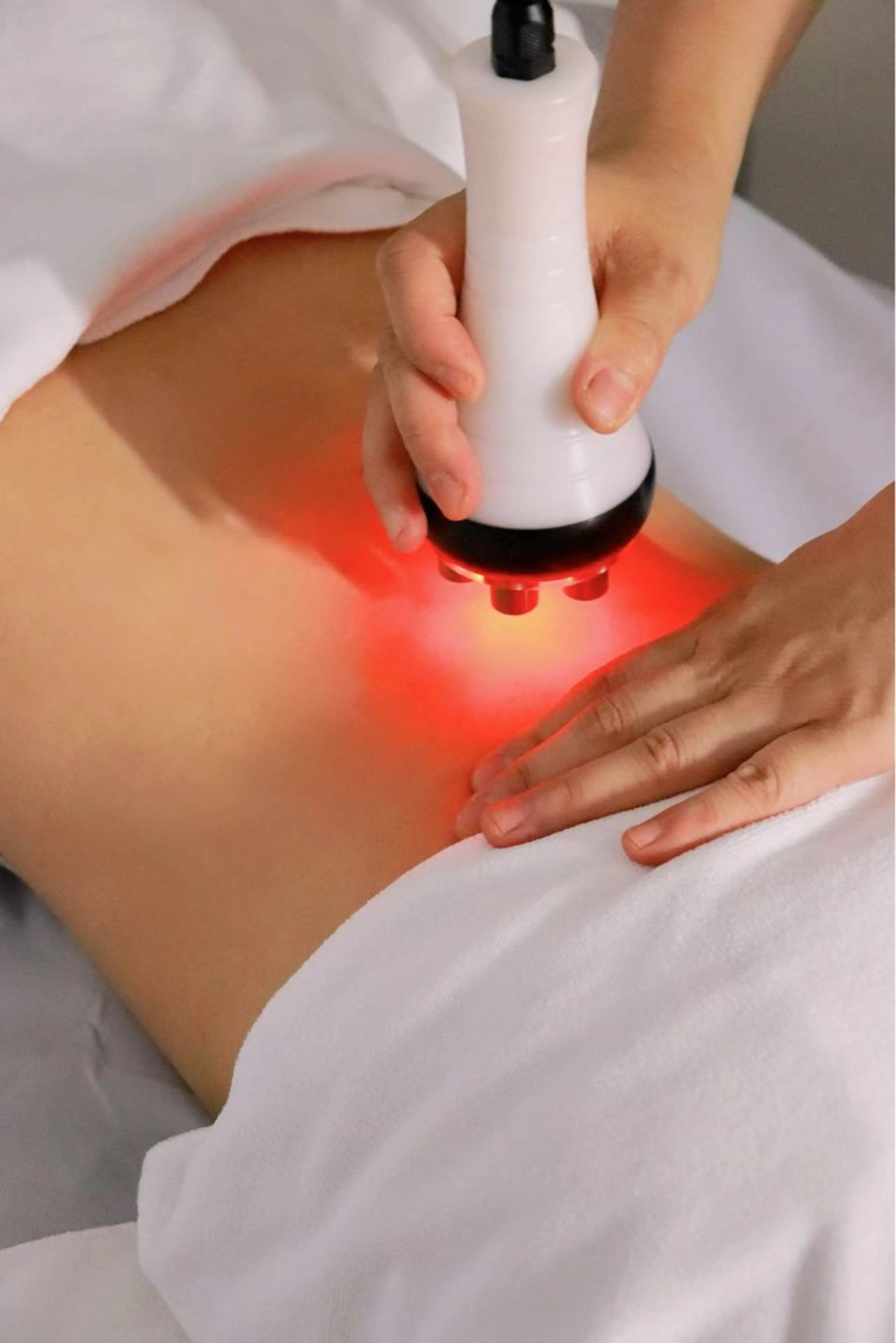 【大人気ハイパーナイフ脂肪撃退+全身アロマリンパマッサージ90分】の写真