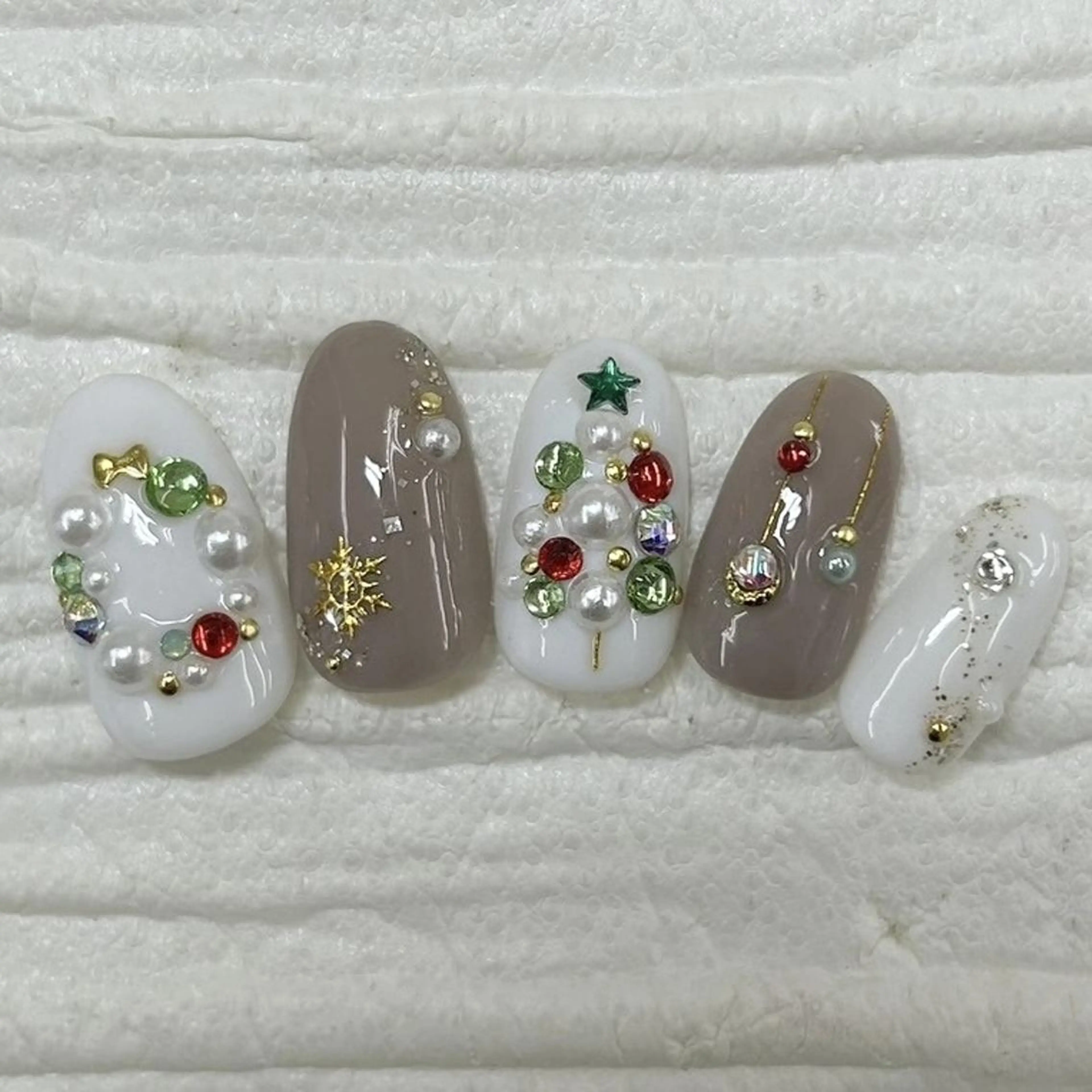 ネイル Nail salon Honey Beeのネイルデザイン