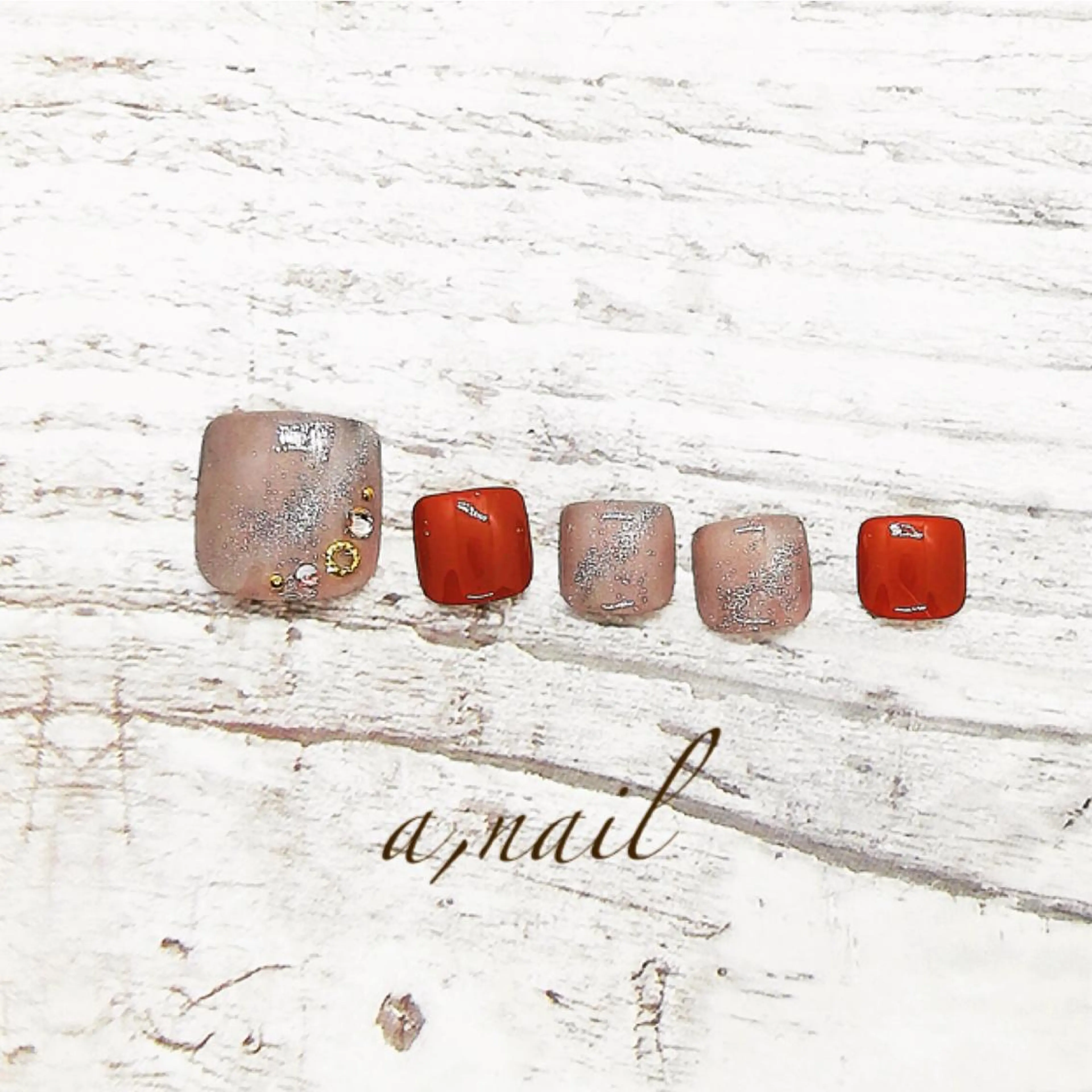 ネイル フットネイル ラメ(グリッター) マグネットネイル ニュアンスネイル オフィスネイル フットネイル ネイルサロン エーネイルのネイルデザイン