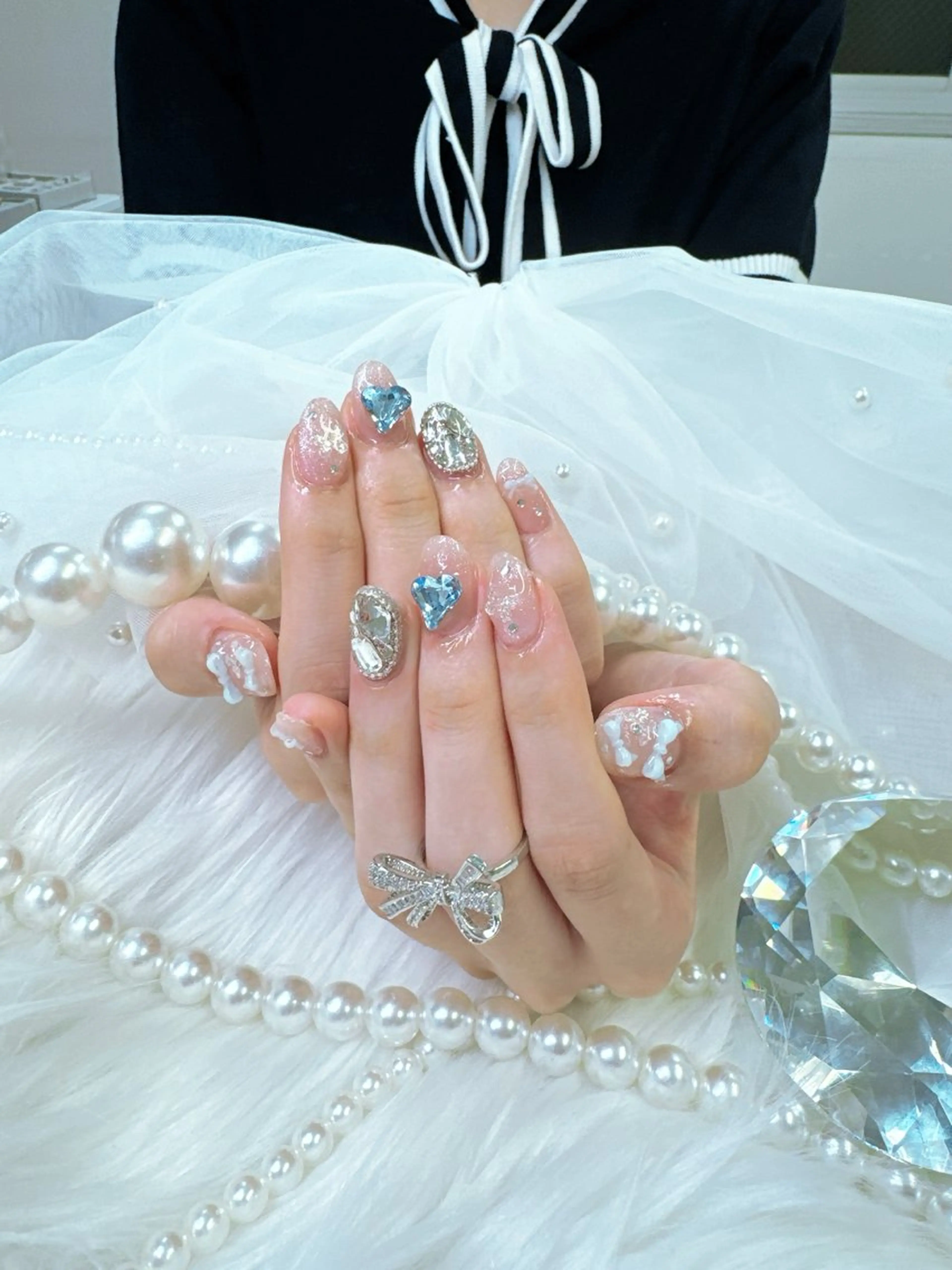 ネイル アートネイル フレンチネイル ジェルネイル ガラスフレンチ パラジェル Queeens nailのネイルデザイン