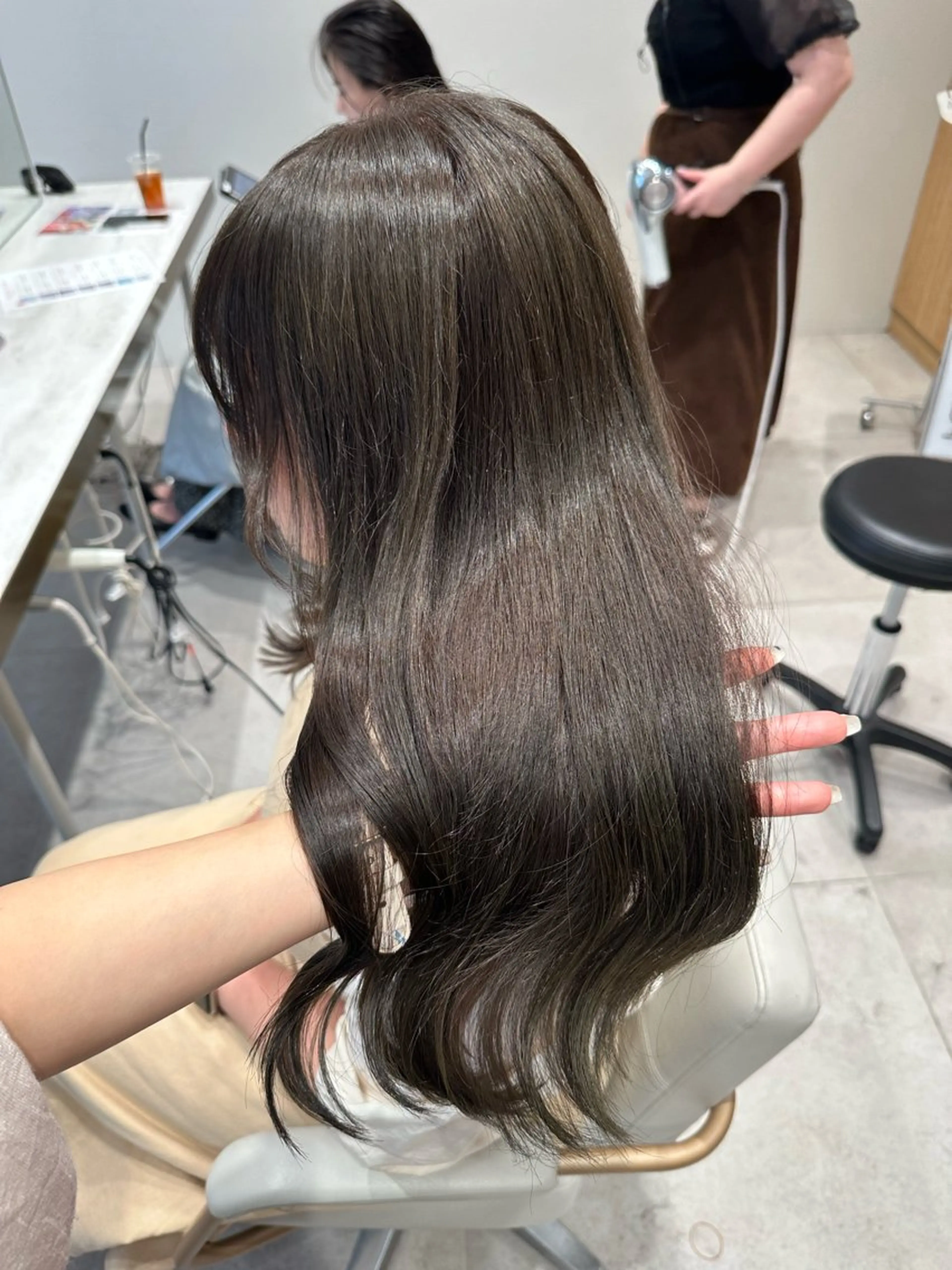 ロング カラー ヘアアレンジ 縮毛矯正 トリートメント Toiro所属・🤎小顔レイヤー /ベージュ🤎友香のヘアスタイル