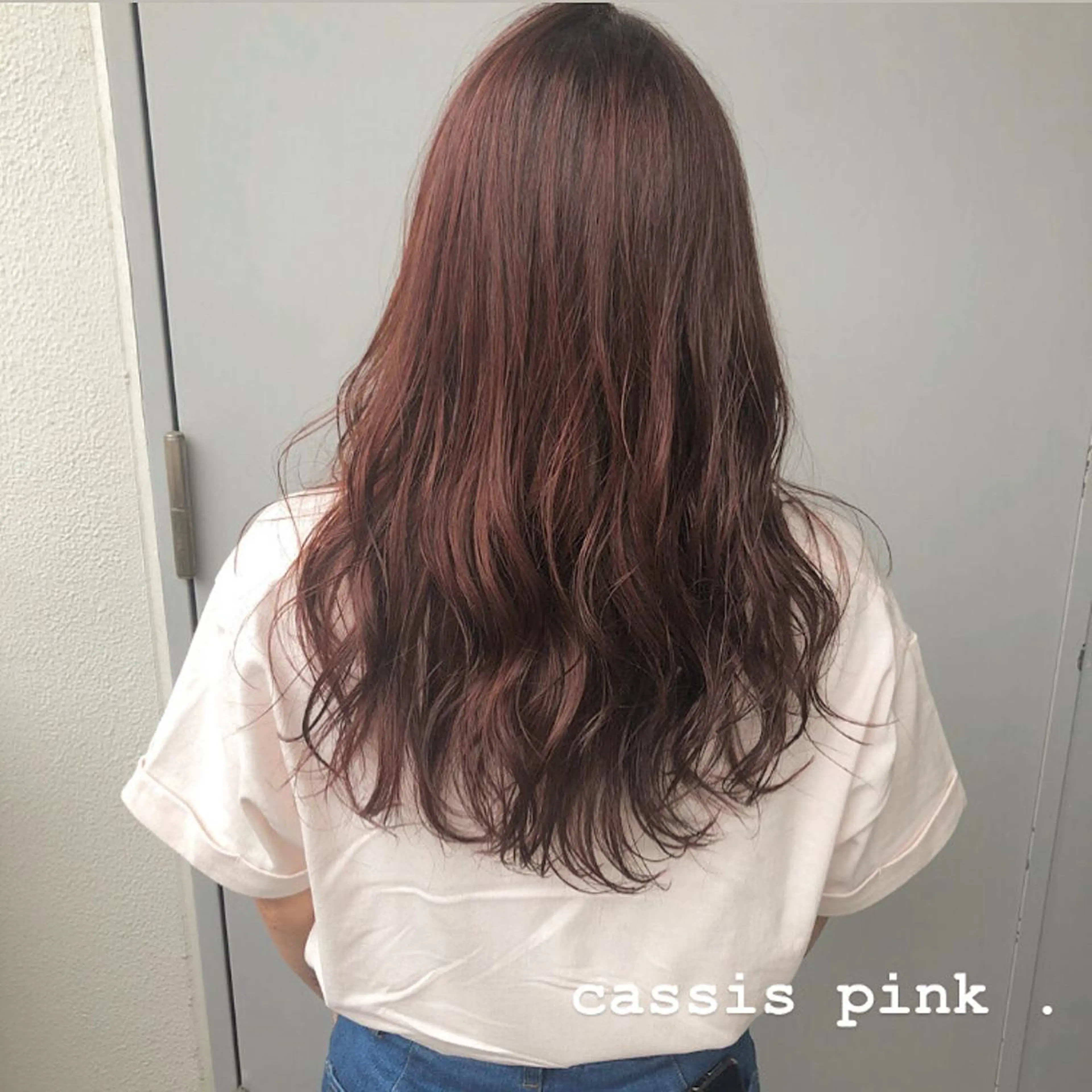 ミディアム カラー ヘアアレンジ カシス ピンクカラー トレンド眉🌈✨ arisaの眉毛・アイブロウイメージ