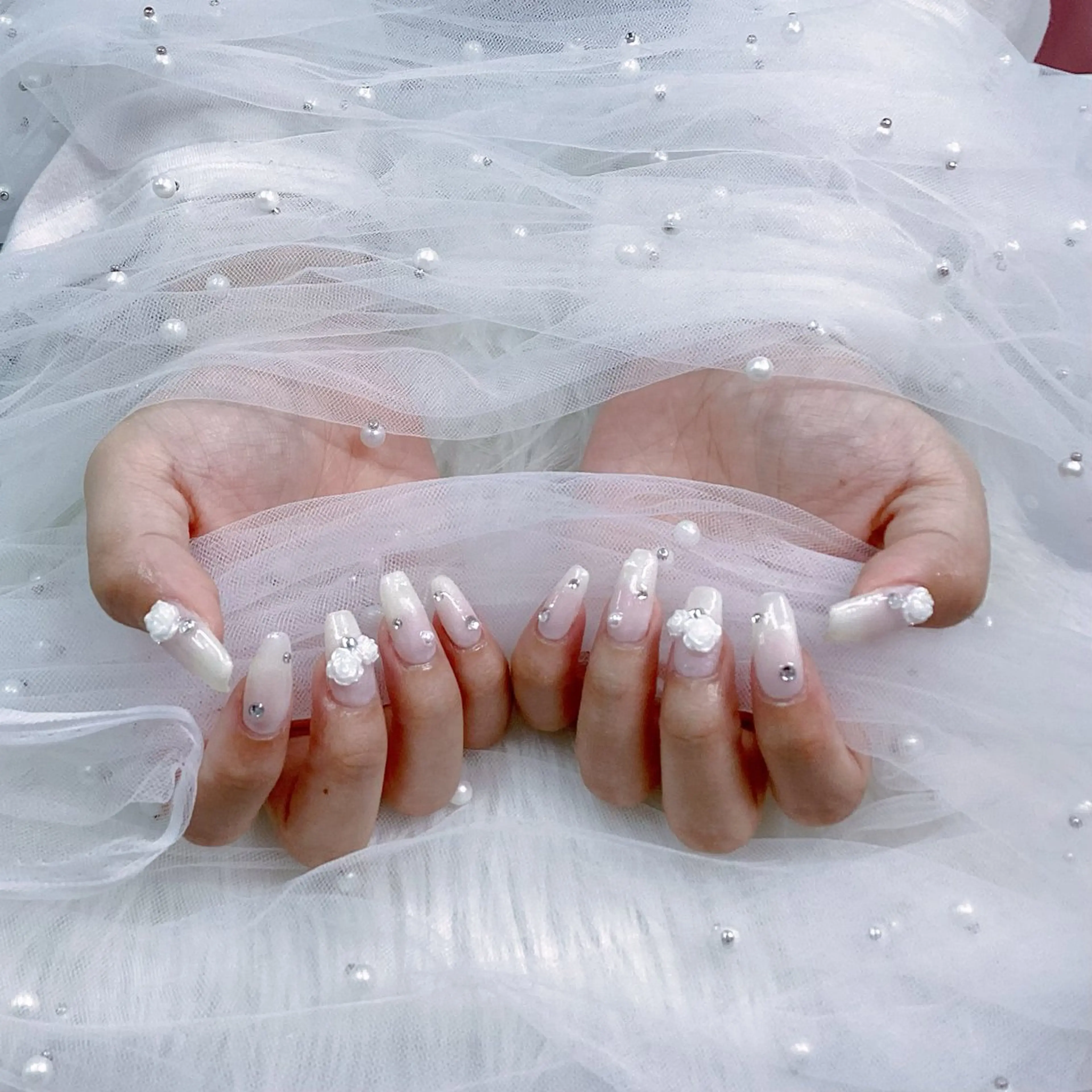 ネイル パーツ全部¥110 サロンミミのネイルデザイン