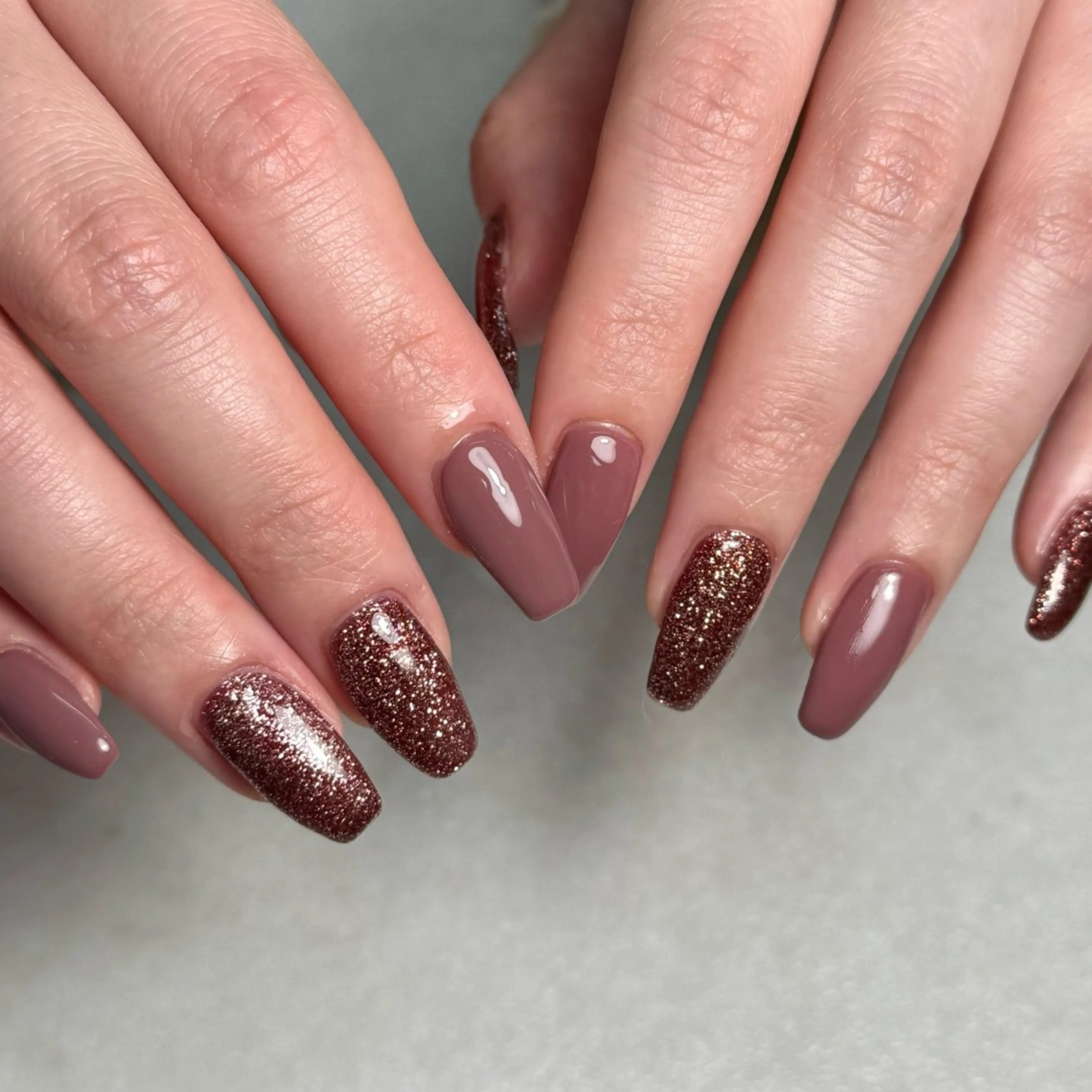 ネイル ロングネイル ハンドネイル 🐈‍⬛ Minamiのネイルデザイン