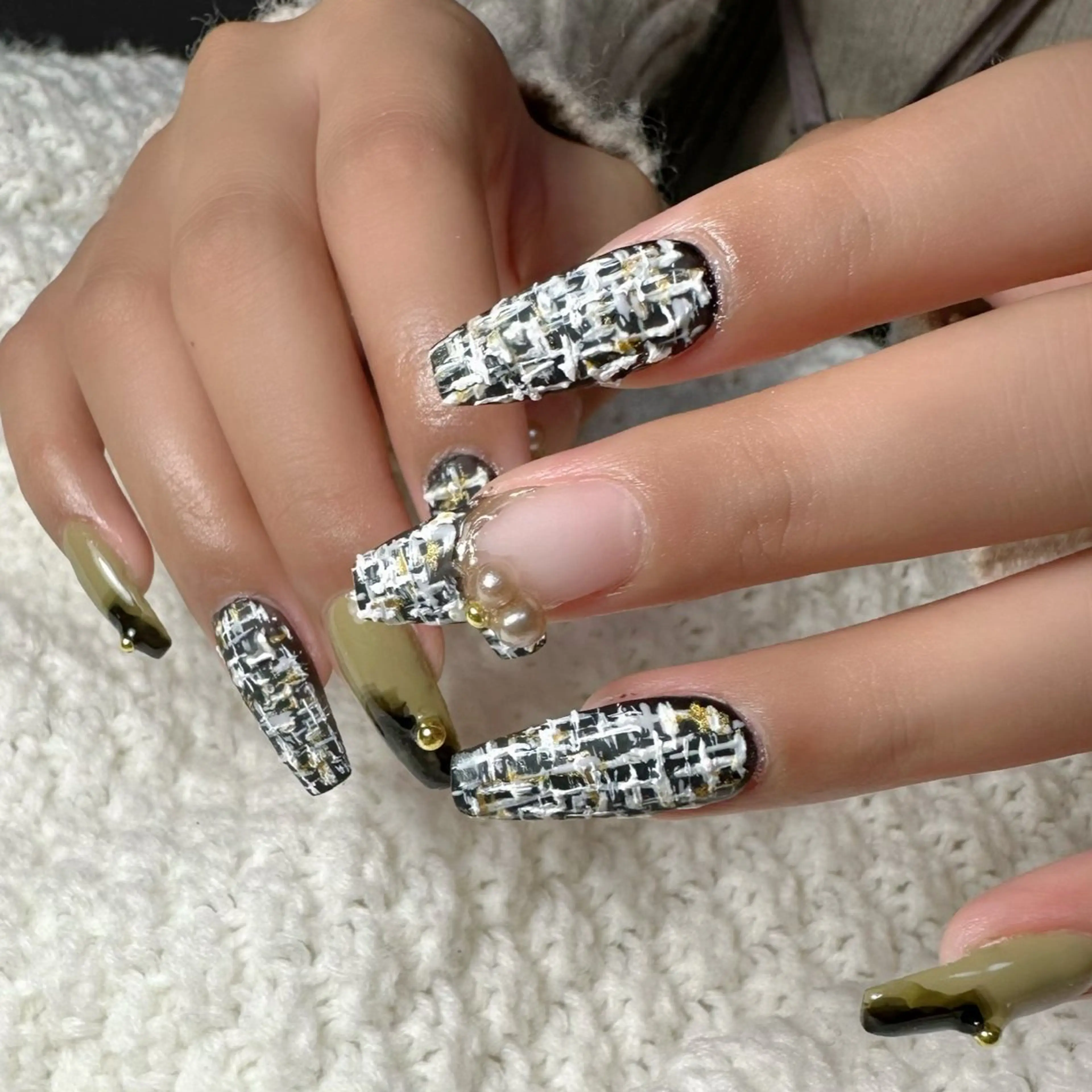 ネイル 新山 聖のネイルデザイン