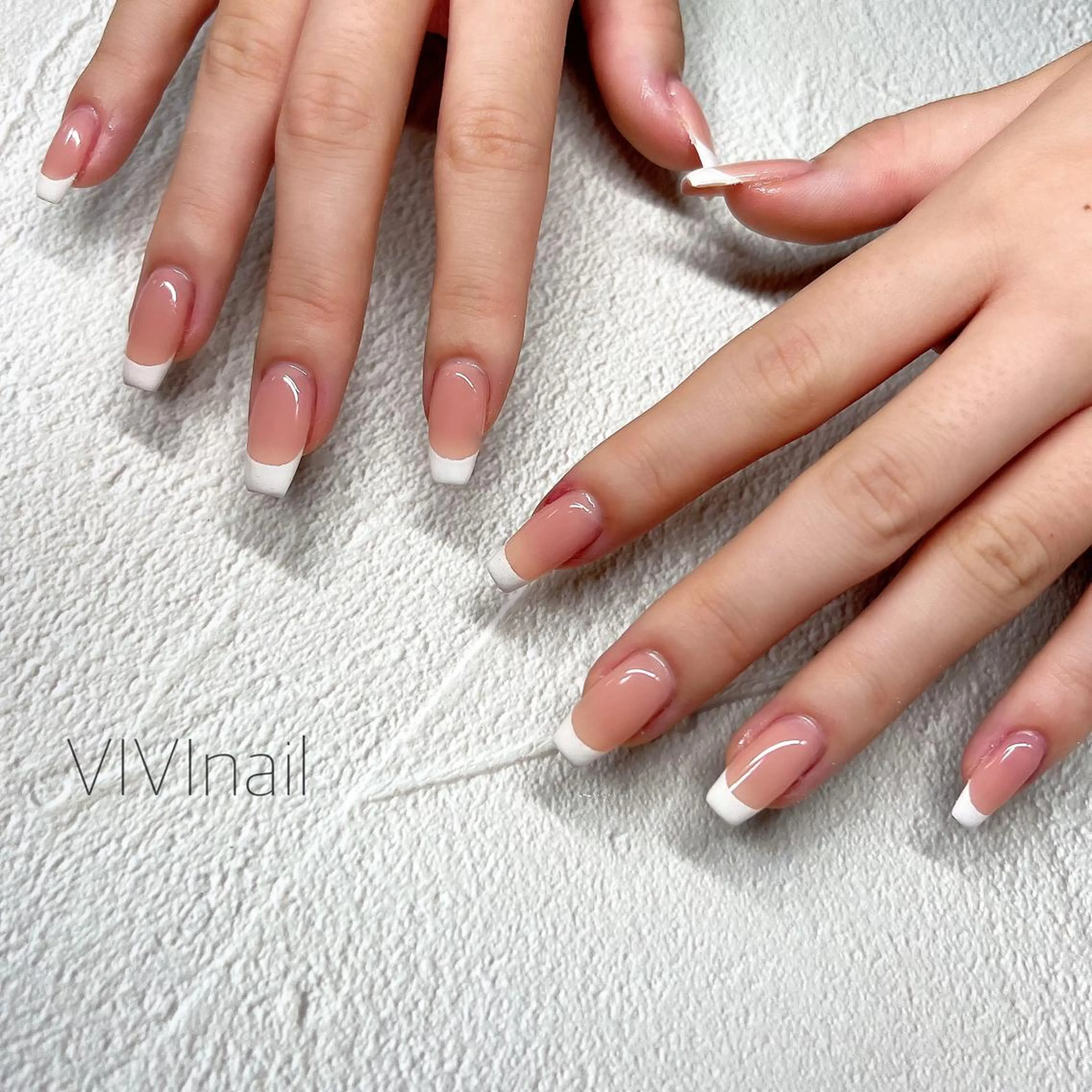 ネイル フレンチネイル シンプルネイル ハンドネイル vivi nailのネイルデザイン