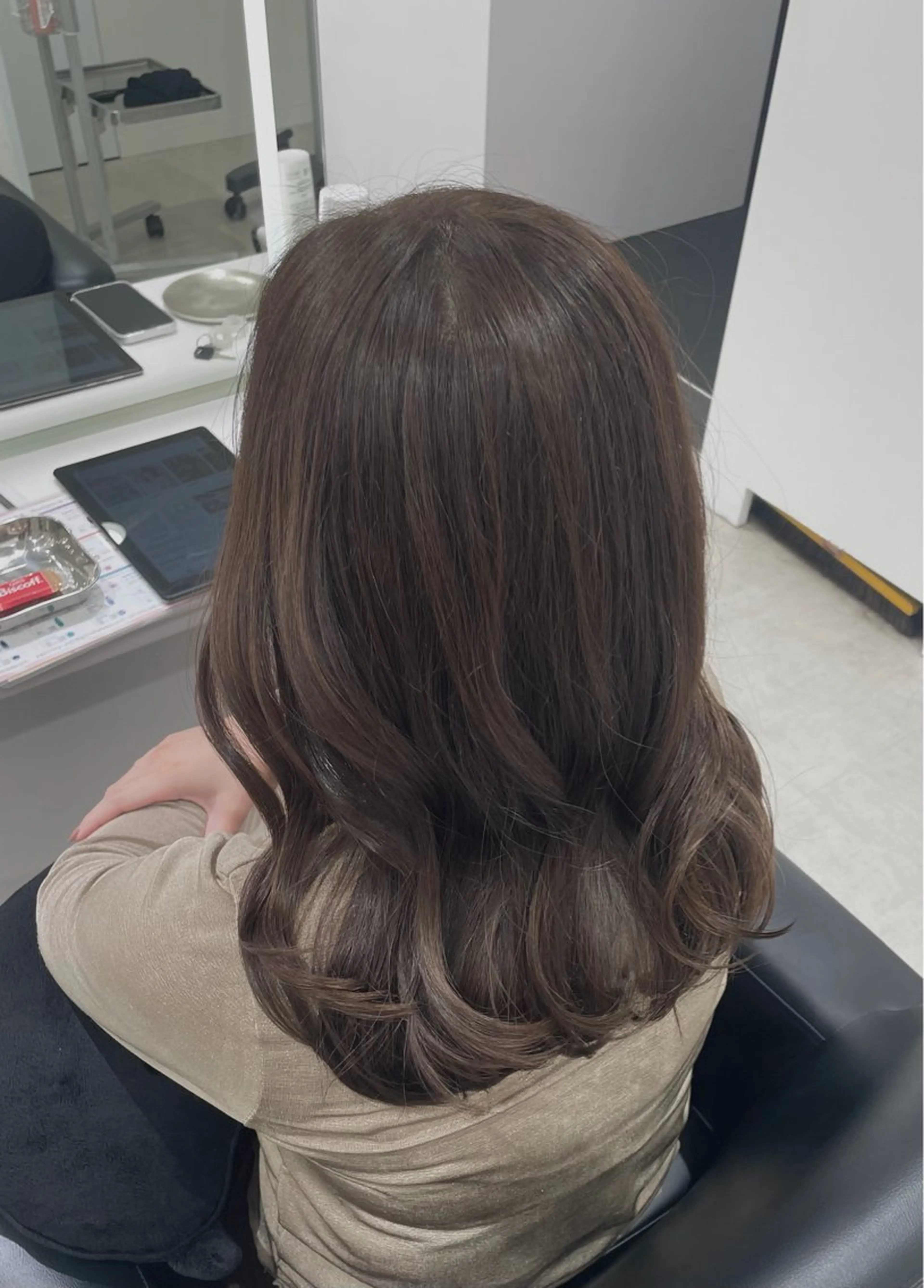 セミロング カラー ヘアカラー トリートメント ヘアセット グレージュ/ベージュ /経堂/sana🌱のヘアスタイル