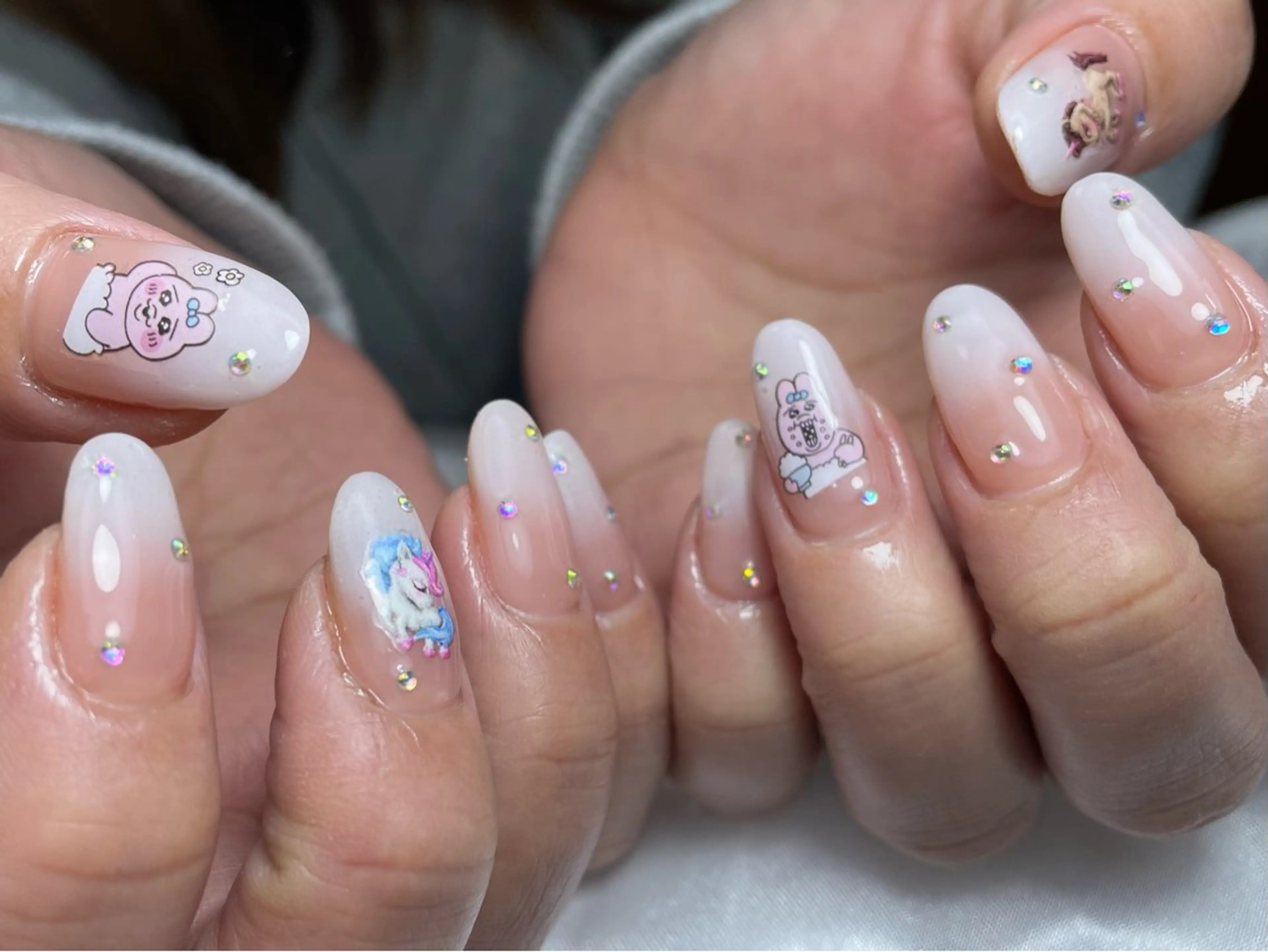 ネイル ハンドネイル alma (アルマ)のネイルデザイン