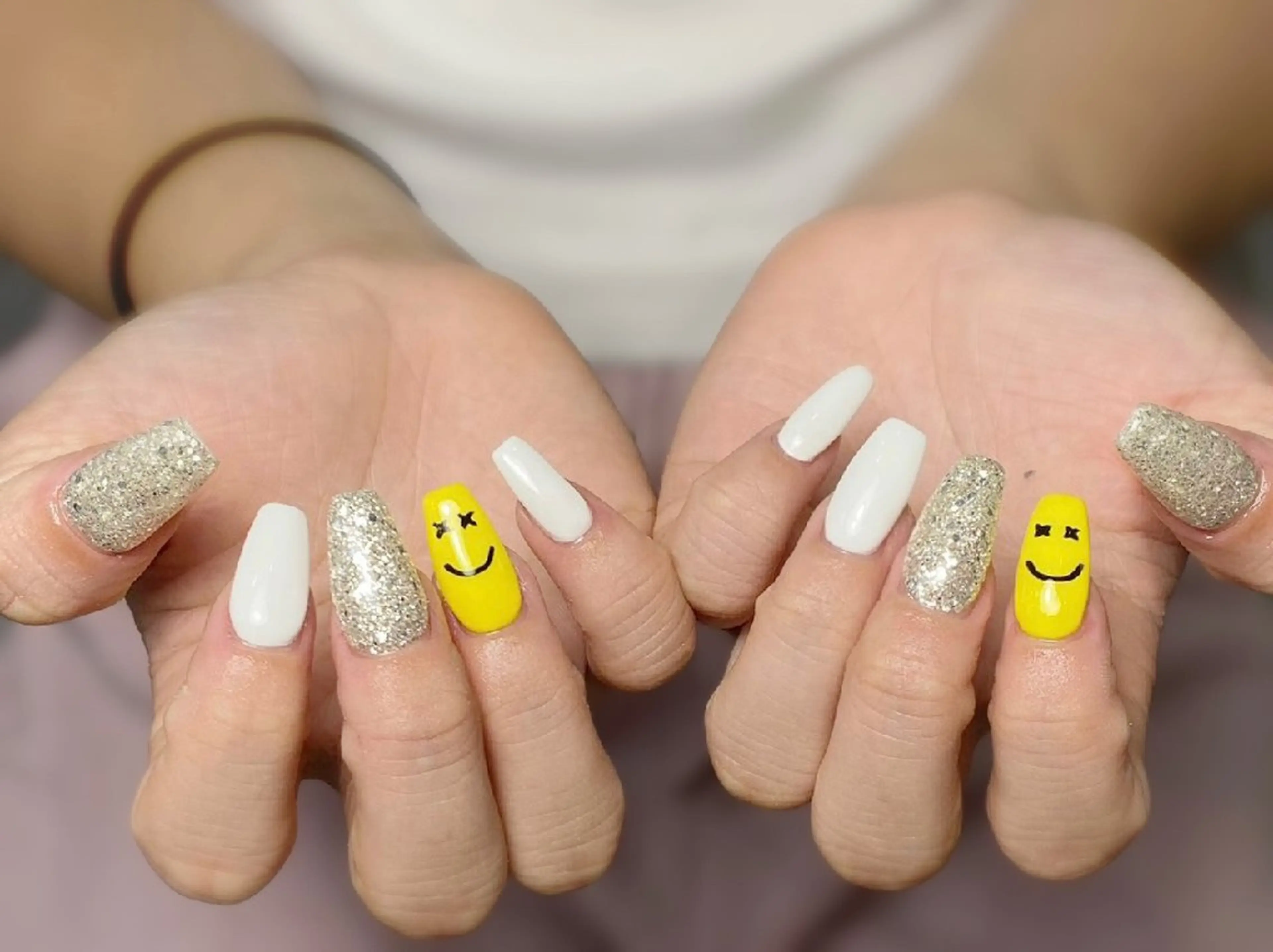 ネイル アートネイル フラワーネイル フットネイル ジェルネイル ガーリー ハンドネイル UM Nail Salonのネイルデザイン