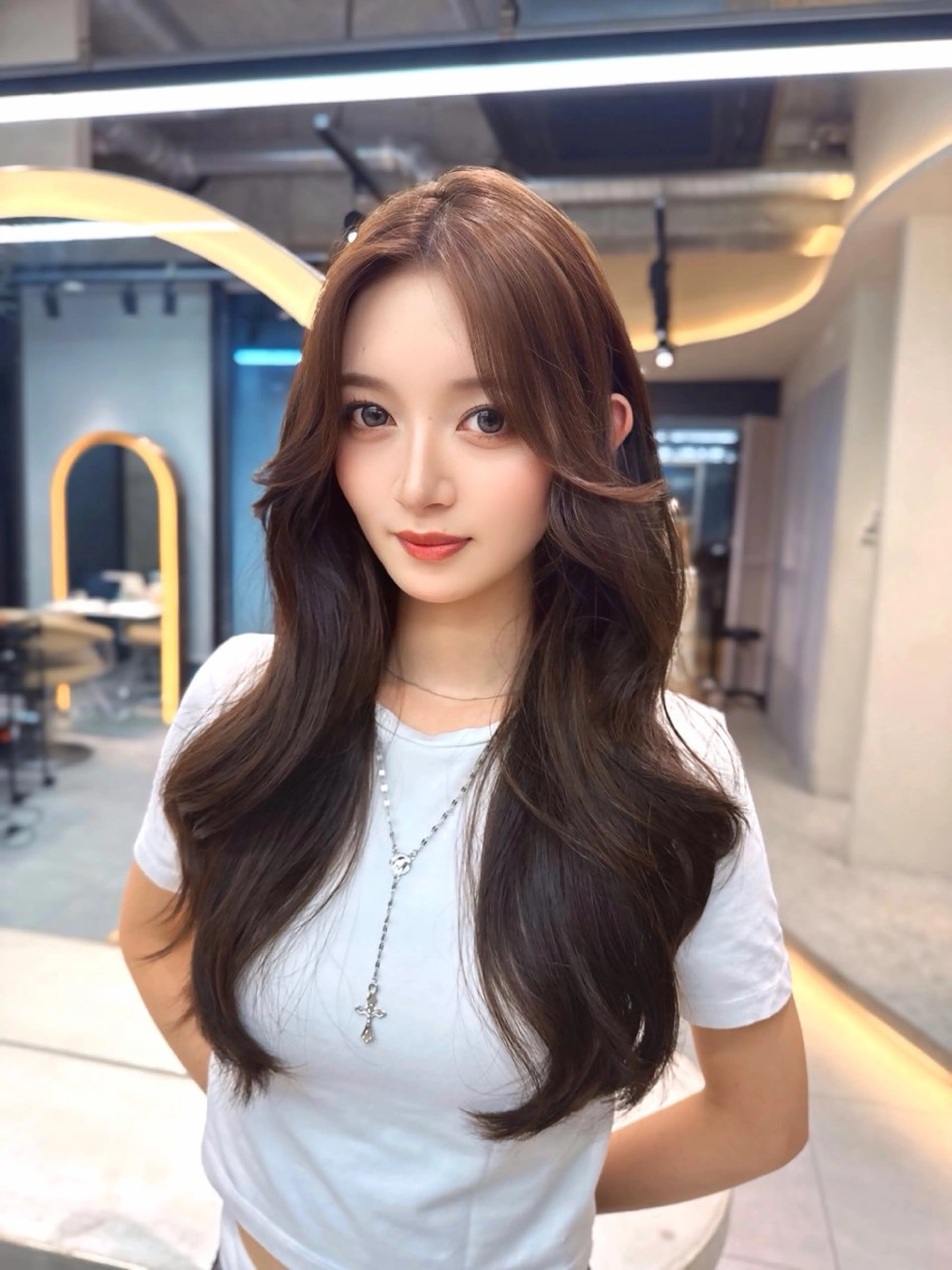 ロング カラー ブラウンカラー ヘアカラー トリートメント 飯田 小春のヘアスタイル