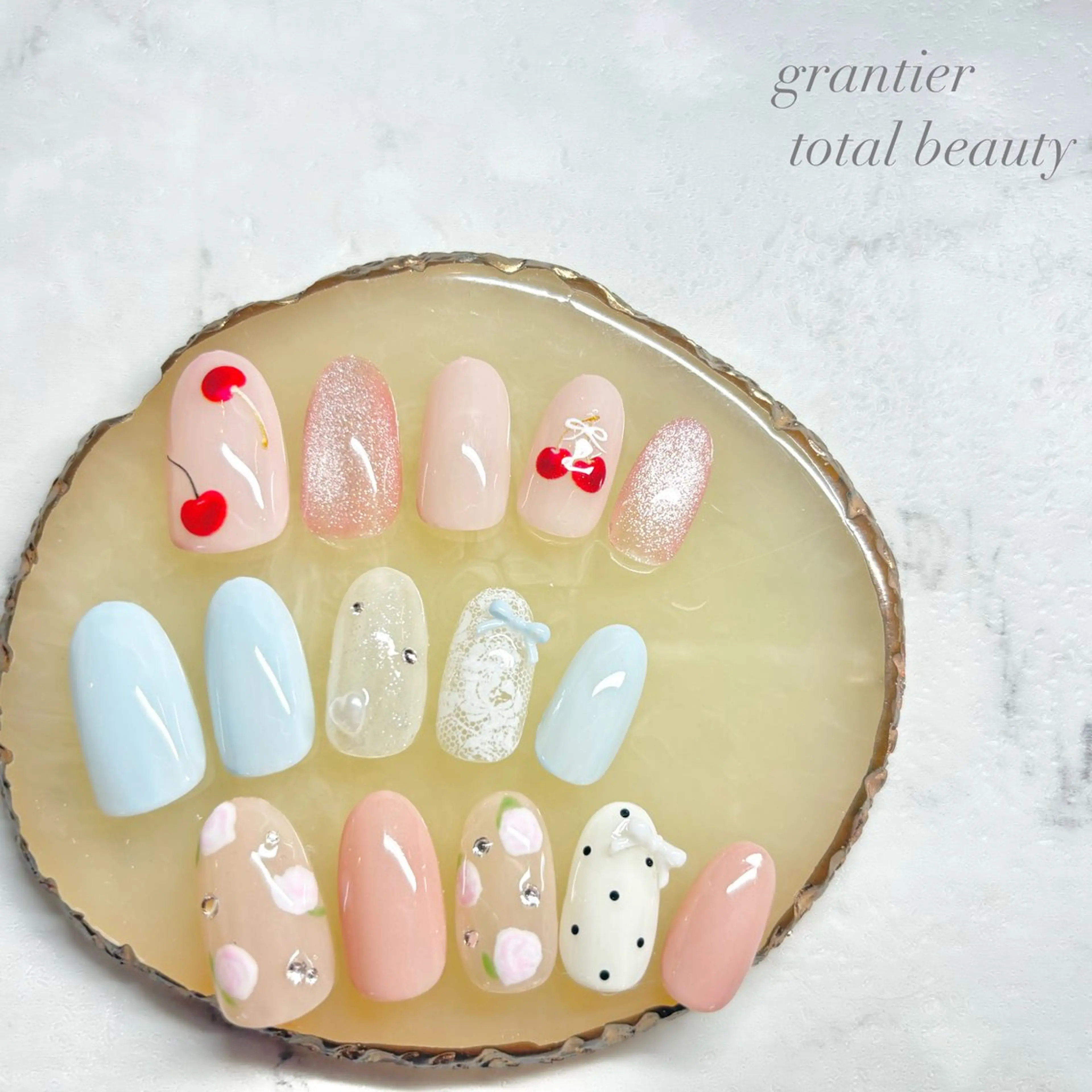 ネイル ハンドネイル grantier beautyのネイルデザイン