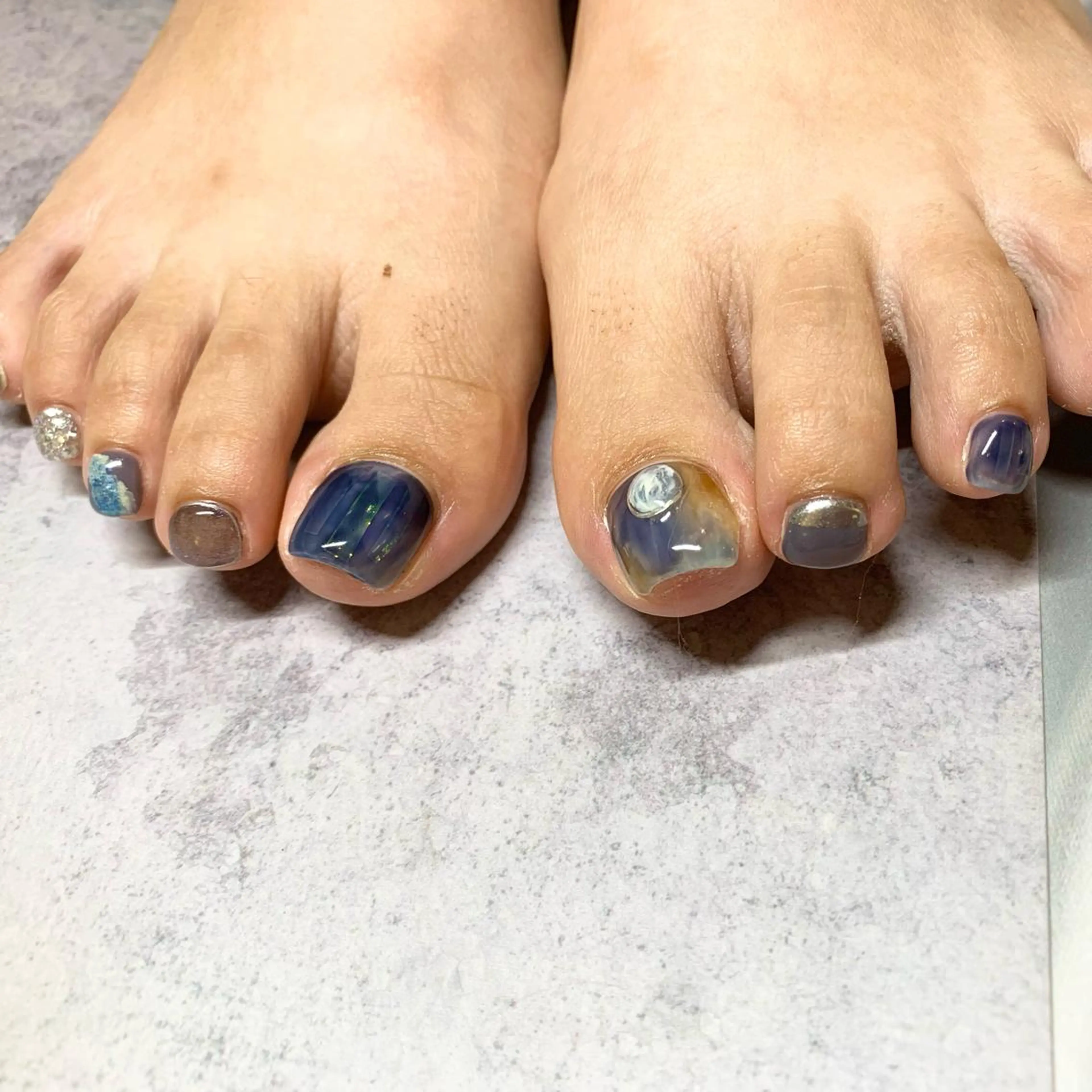 ネイル フットネイル ウシク ミユキのネイルデザイン