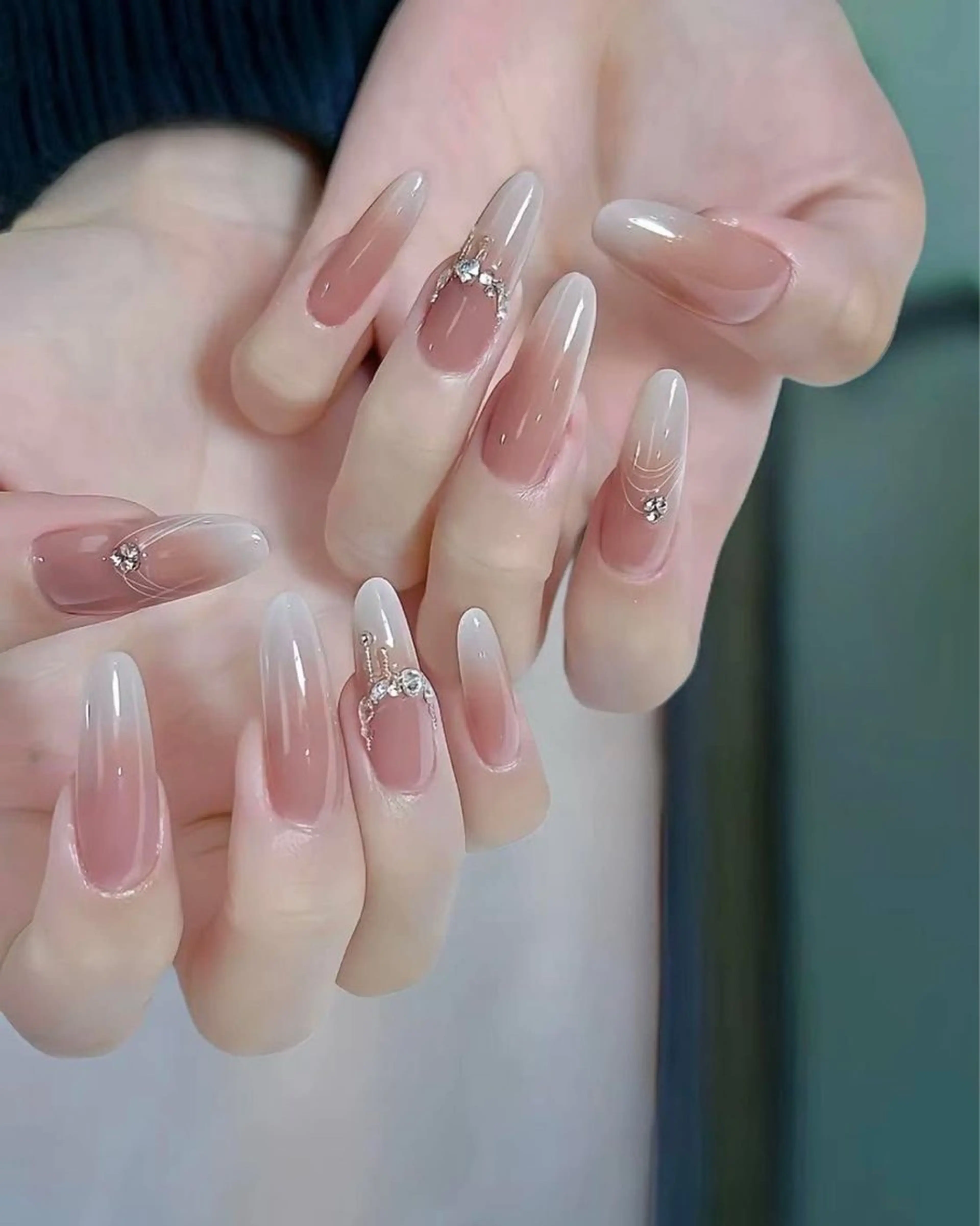 ネイル ストーンネイル Sora Nail所属・Sora Nailのネイルデザイン