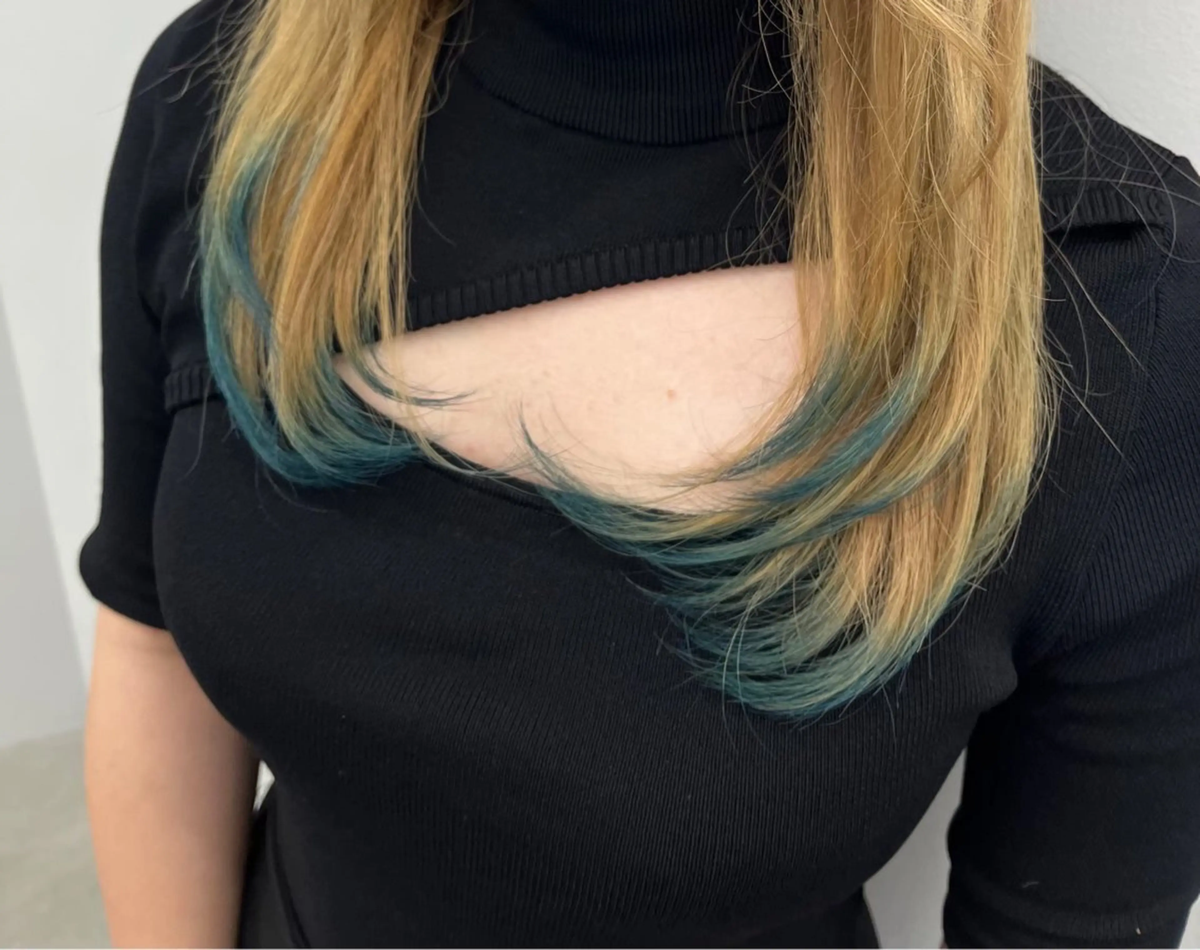 ロング ヘアカラー ROCCO east / りんなのヘアスタイル