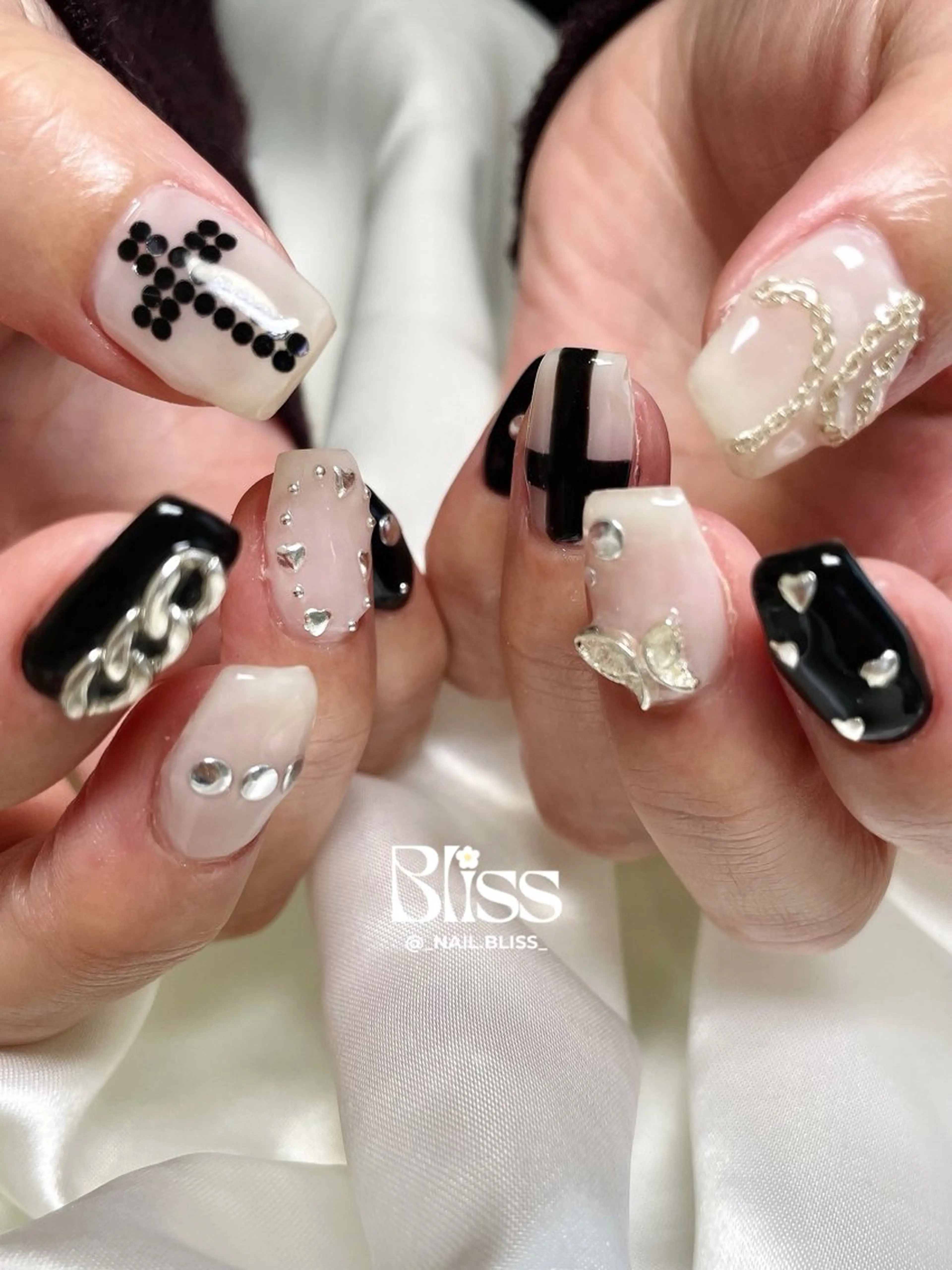 ネイル ハンドネイル NAIL BLISSのネイルデザイン