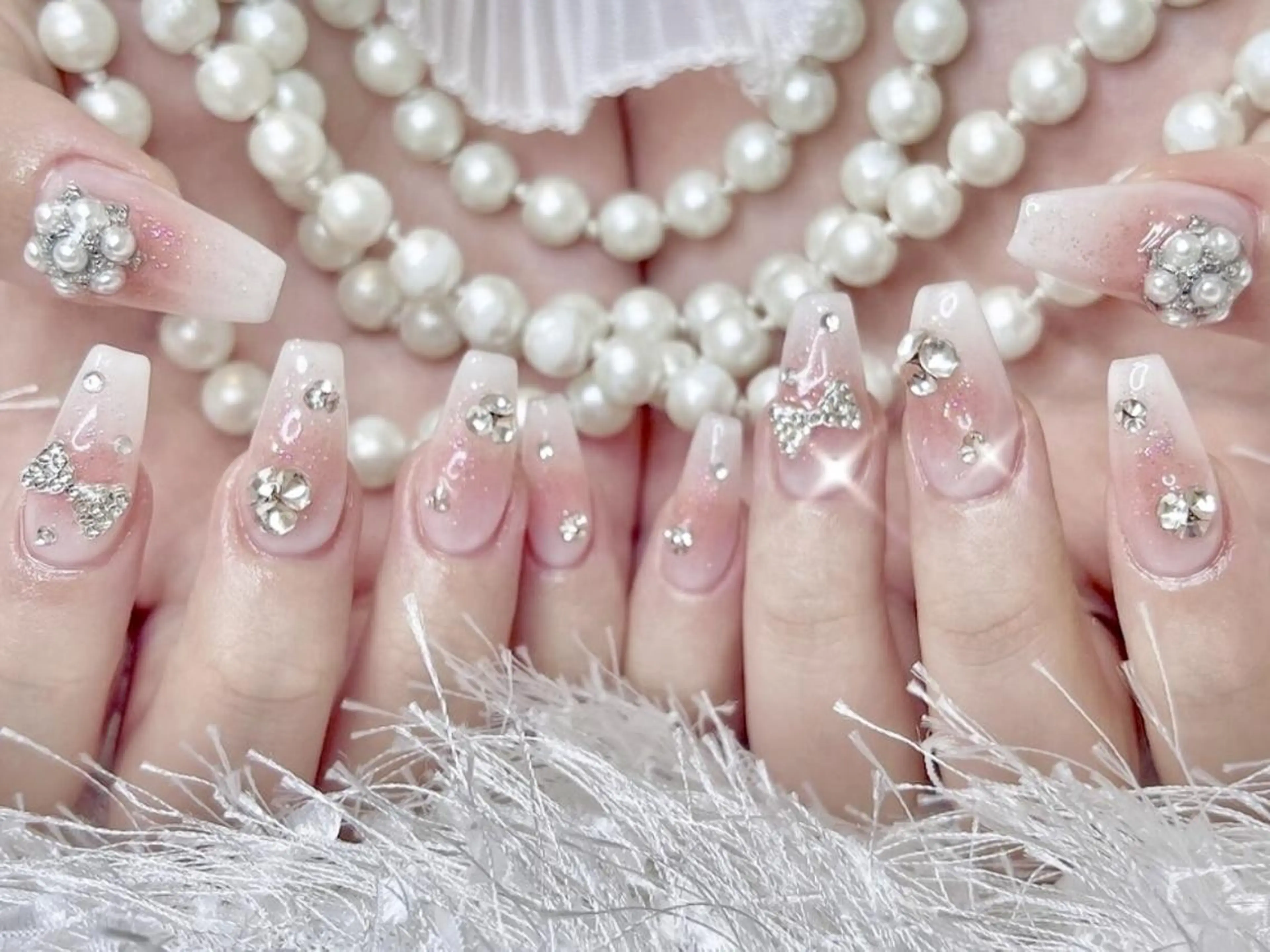 ネイル Hanya 🌈のネイルデザイン