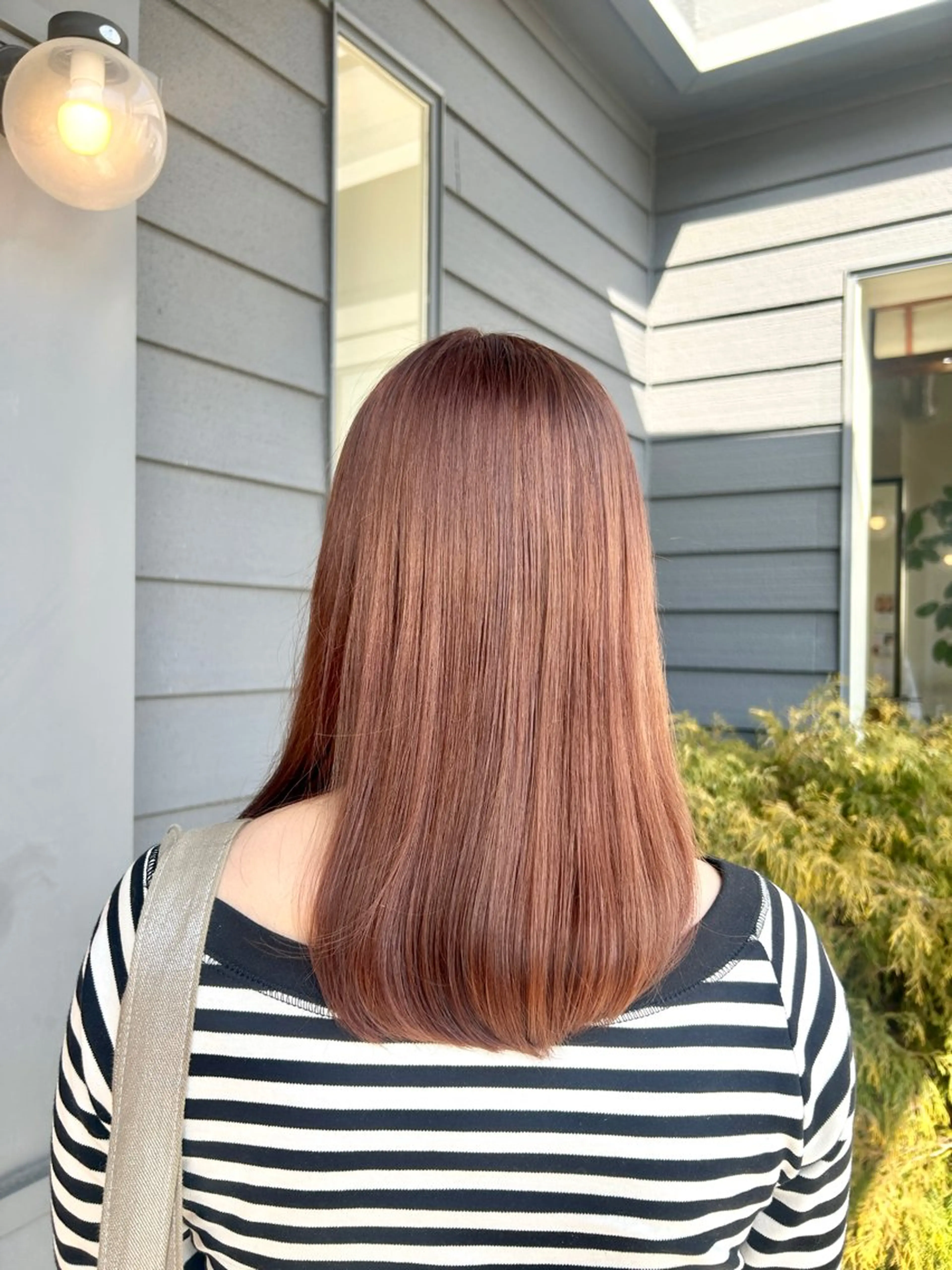 セミロング 卒業式のヘアスタイル 縮毛矯正 ヘアカラー トリートメント オリーブベージュ/ 岡崎/みゆうのヘアスタイル