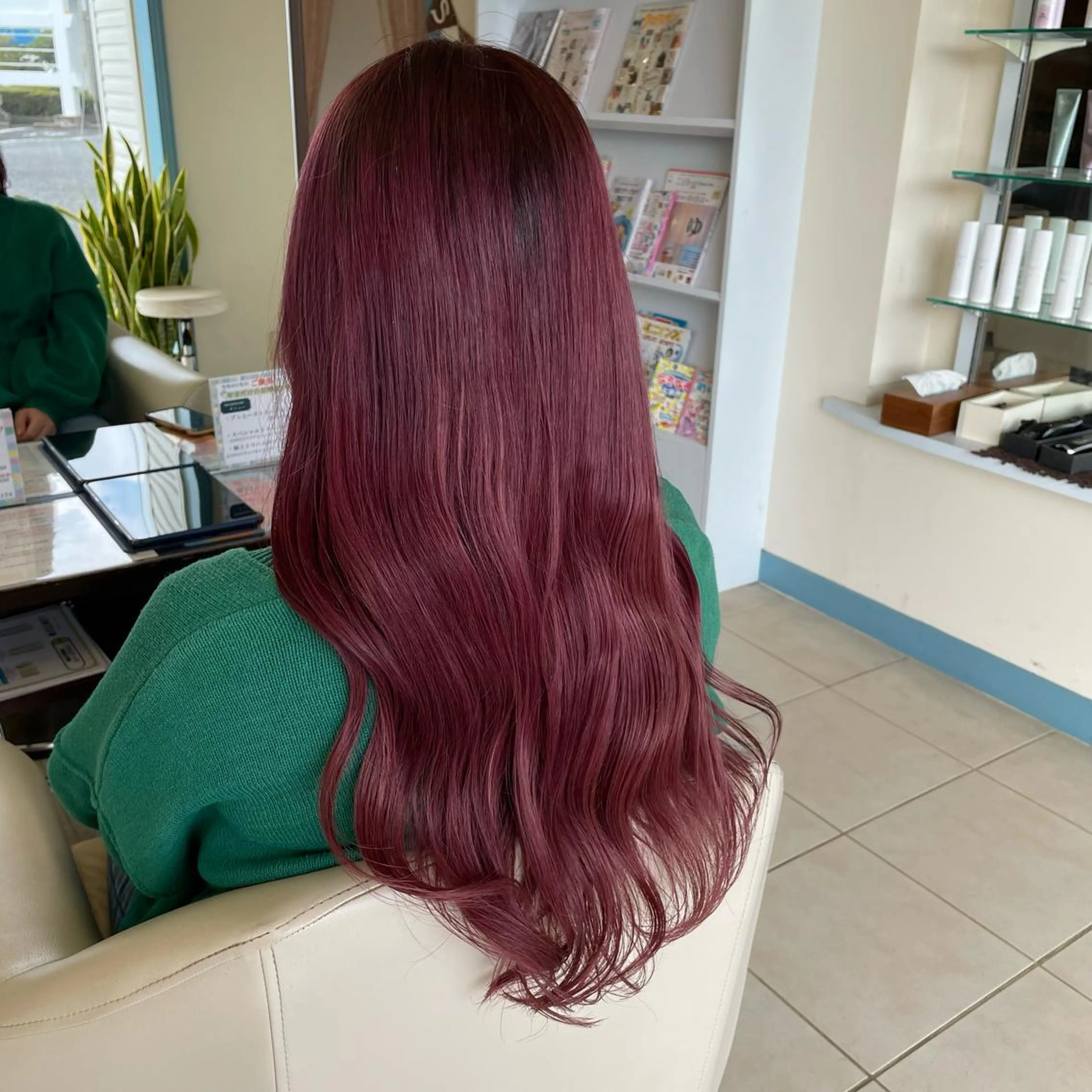 ロング カラー 朝生 海都のヘアスタイル