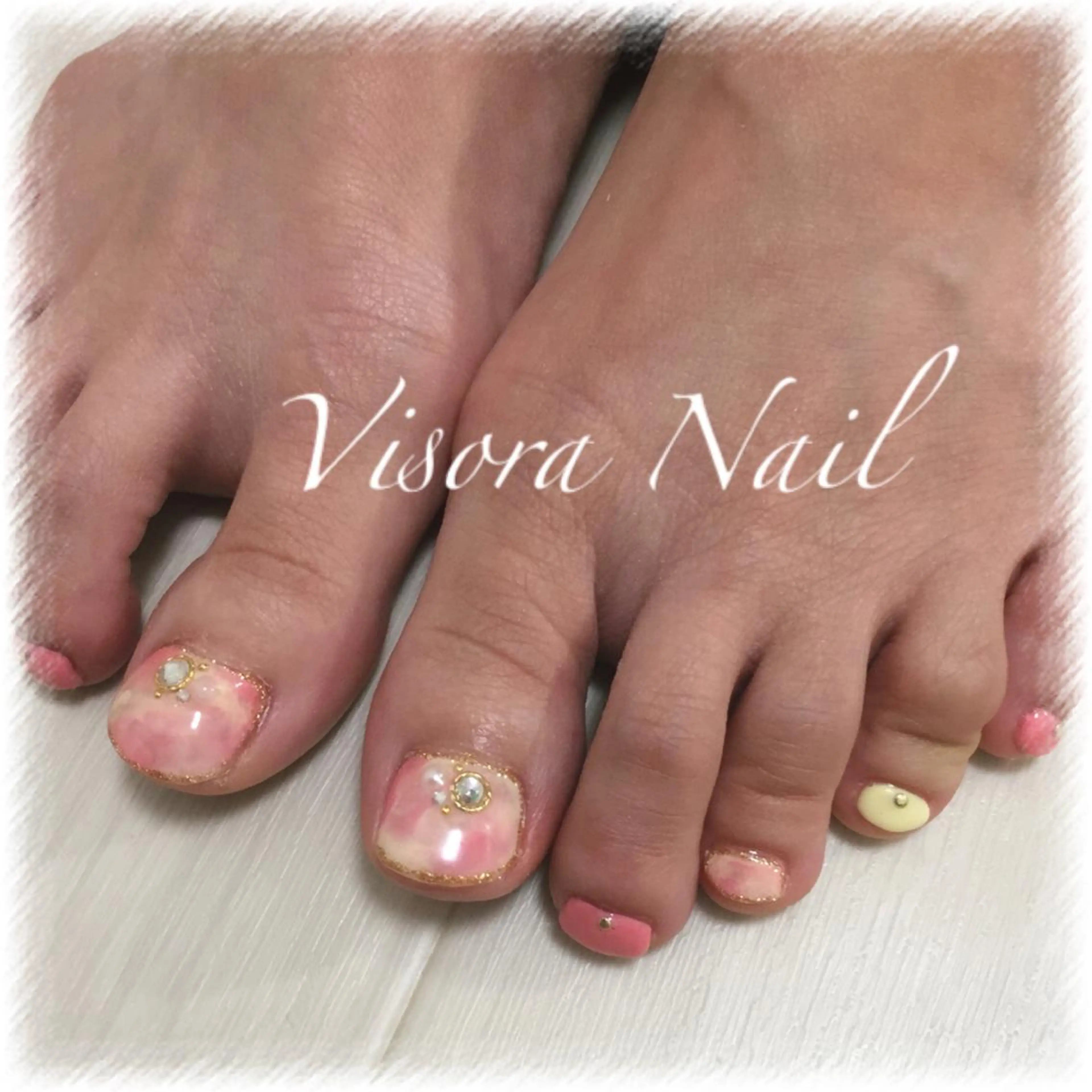 ネイル 美SORA ～ｳﾞｨｿﾗ～のネイルデザイン