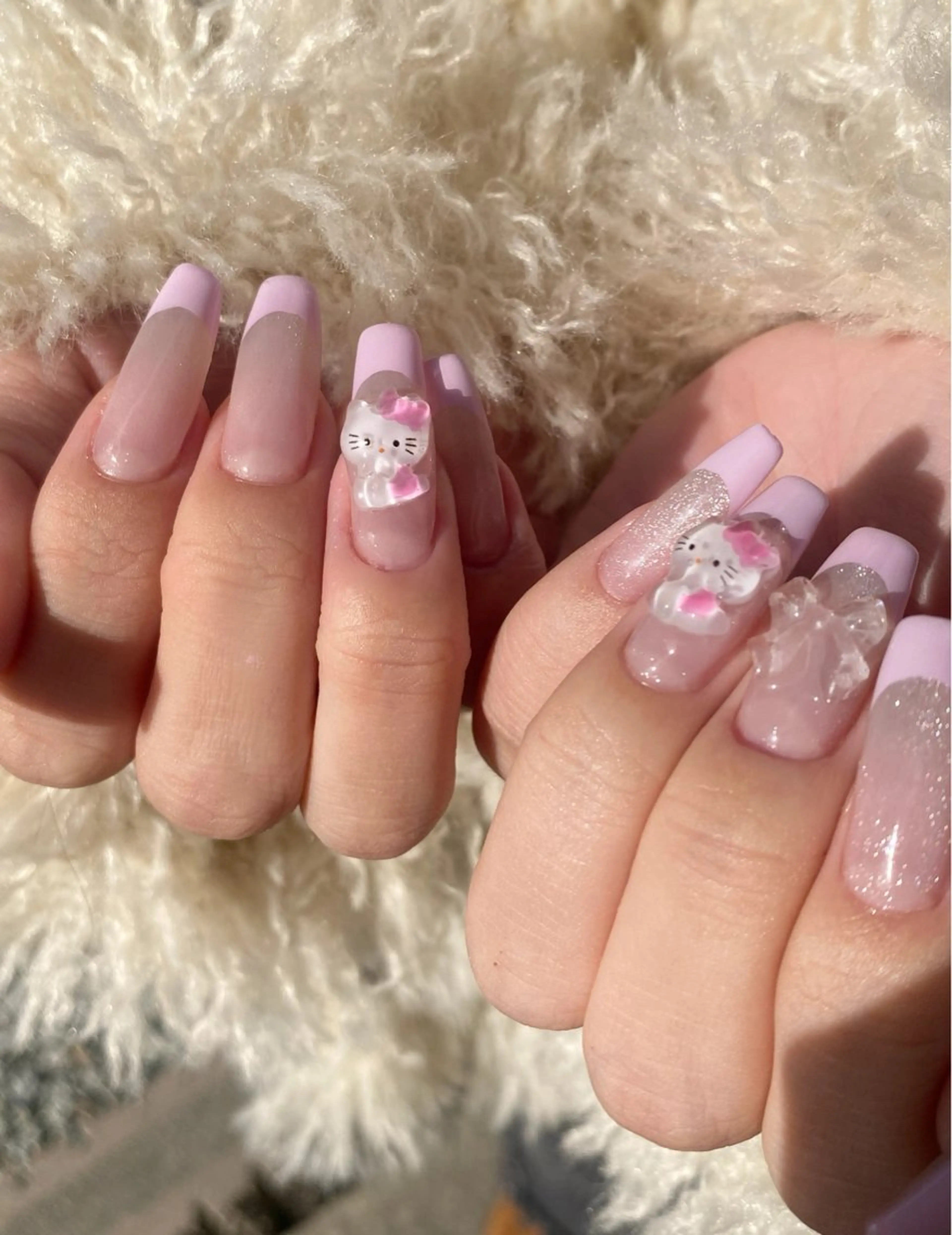 ネイル ＼近畿大学／近く🦢 Swanのネイルデザイン