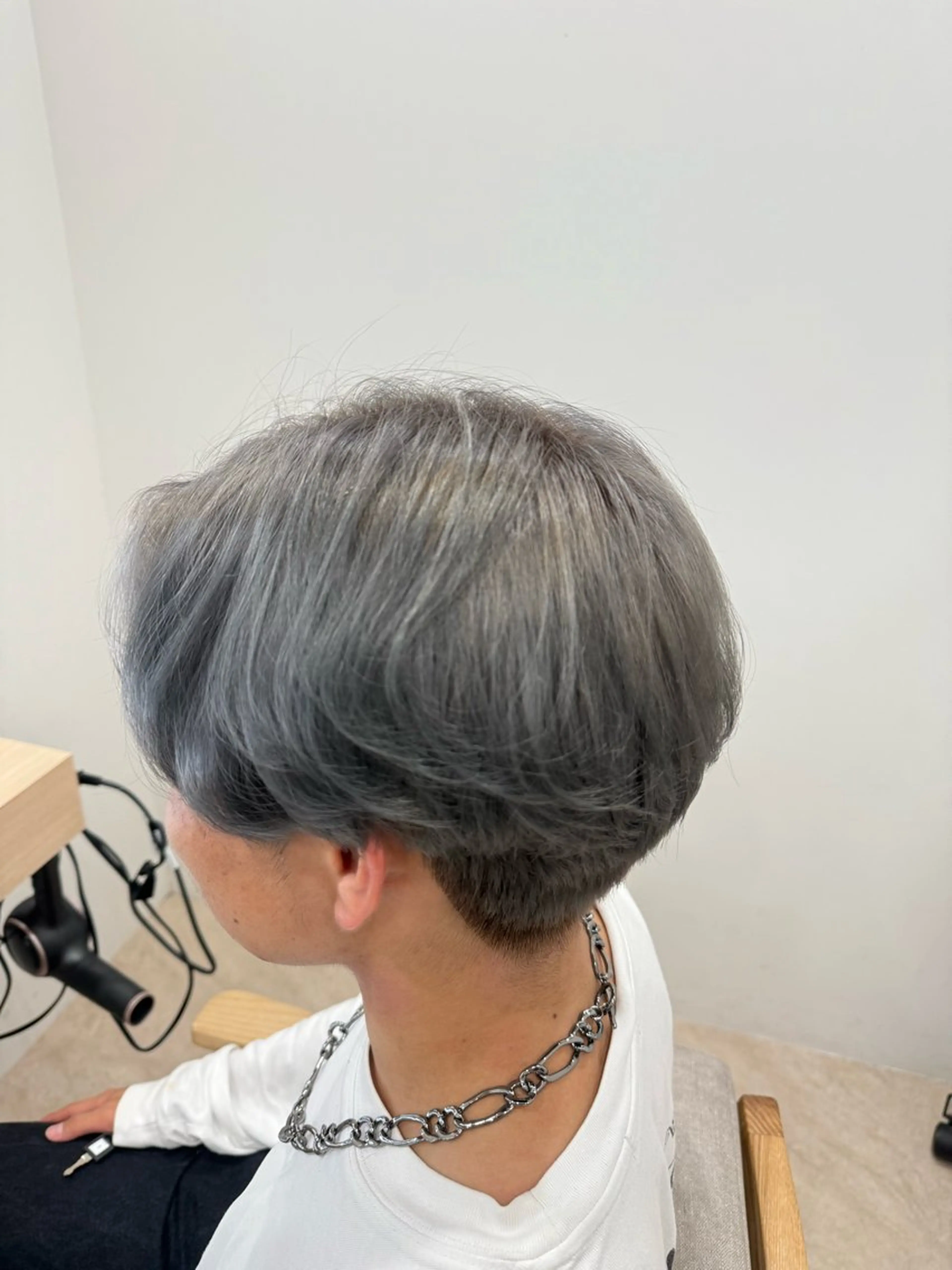 カラー メンズ littleesta 那月のヘアスタイル