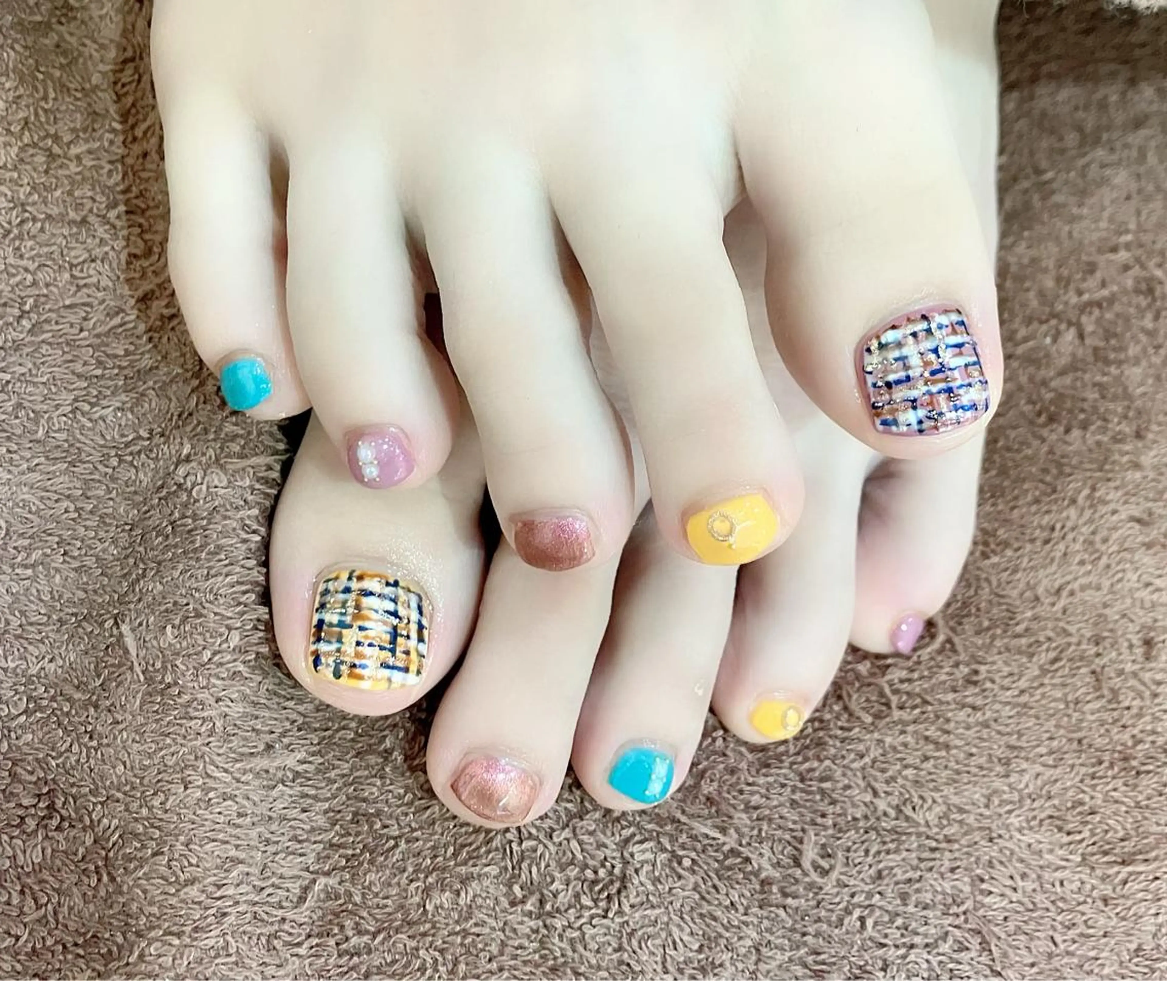 ネイル 🍒当日もOK🍒 𝑳𝑼𝑵𝑨花井のネイルデザイン