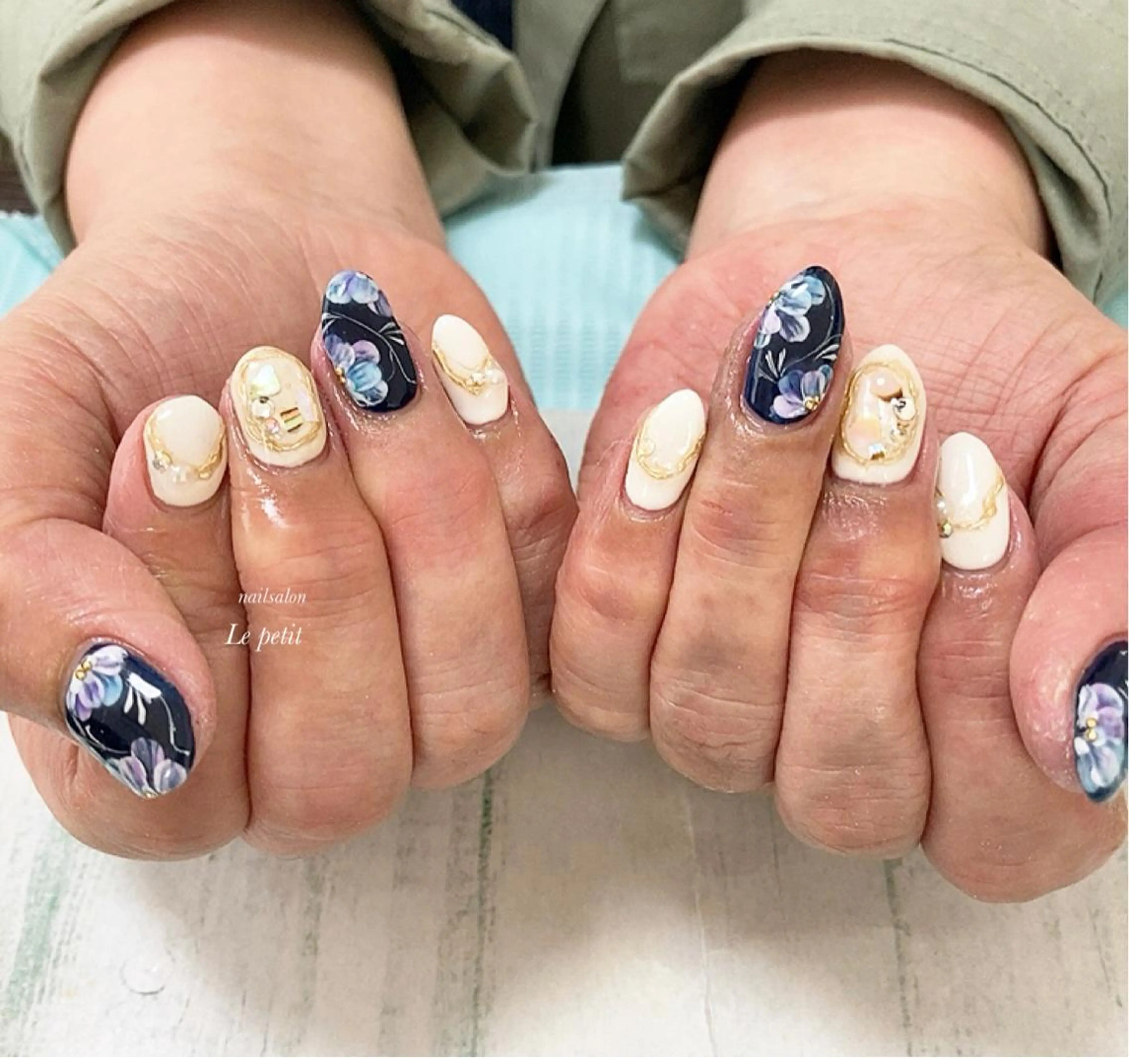 ネイル 石野 広佳のネイルデザイン