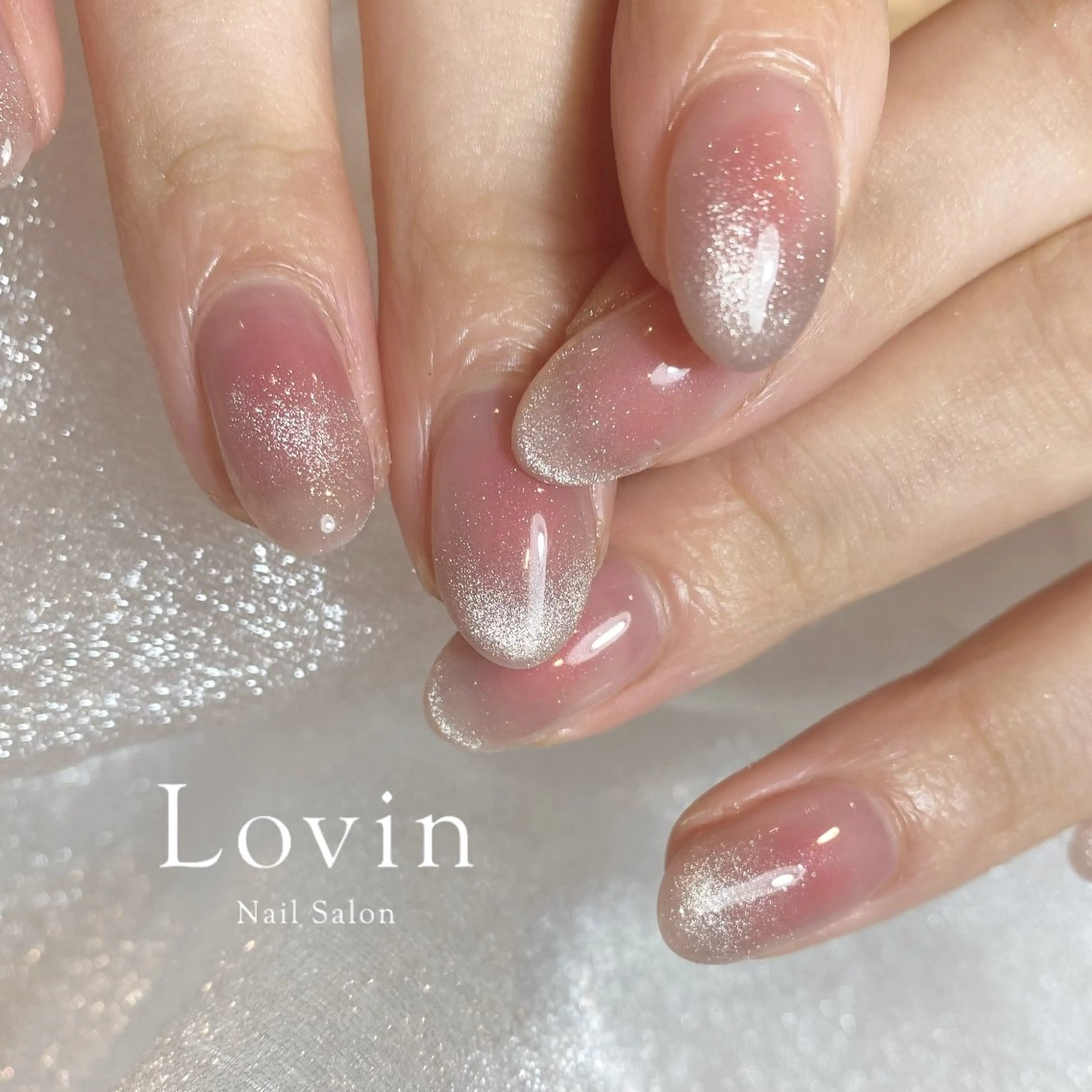 ネイル チークネイル フレンチネイル ジェルネイル ラメ(グリッター) マグネットネイル ハンドネイル パラジェル認定サロン　ネイルケア&スパ　Lovin所属・Lovin _ryukaのネイルデザイン