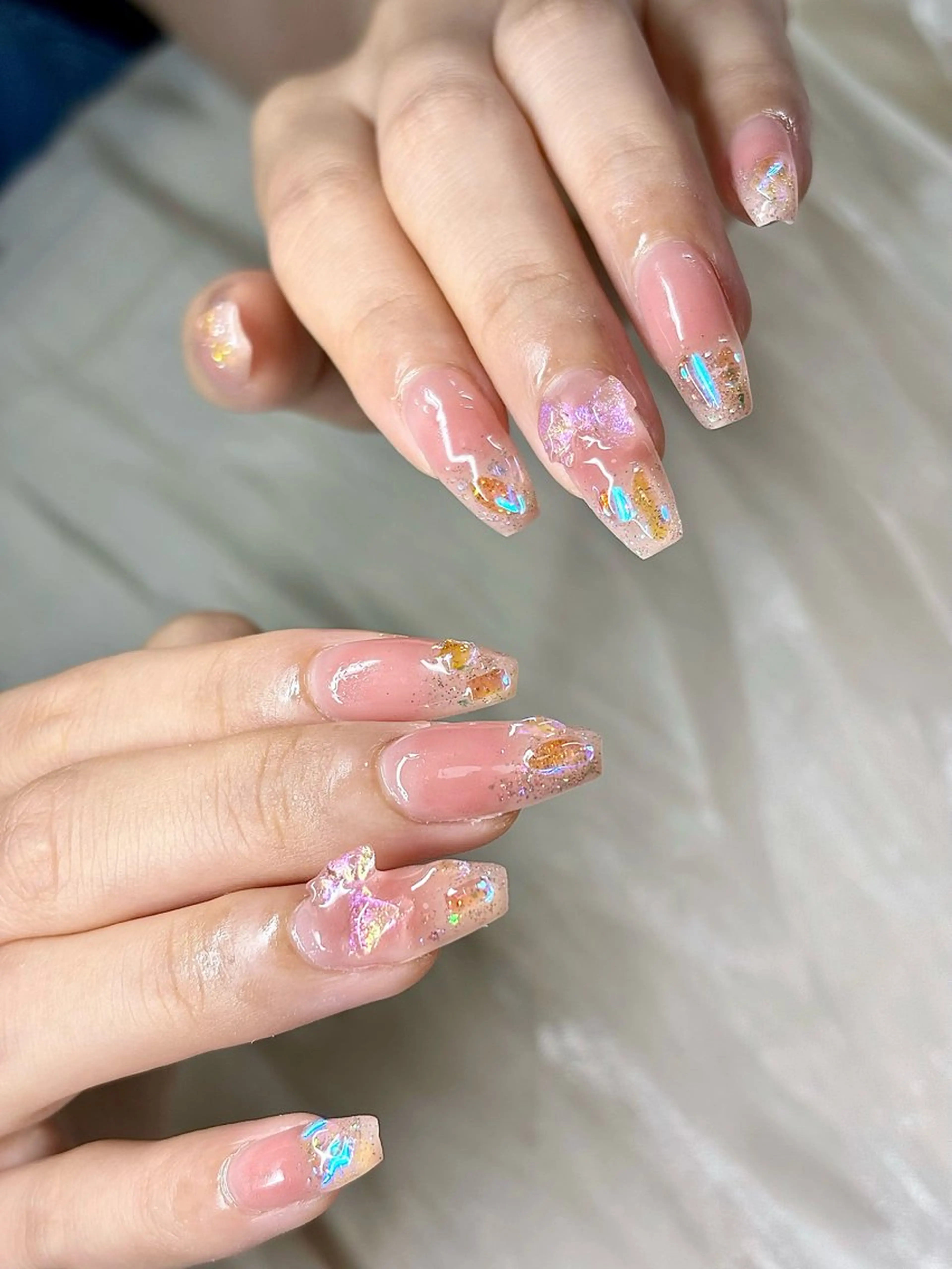 ネイル チークネイル キラキラネイル ワンホンネイル ハンドネイル ハンドケア ETE LUNA NAILのネイルデザイン