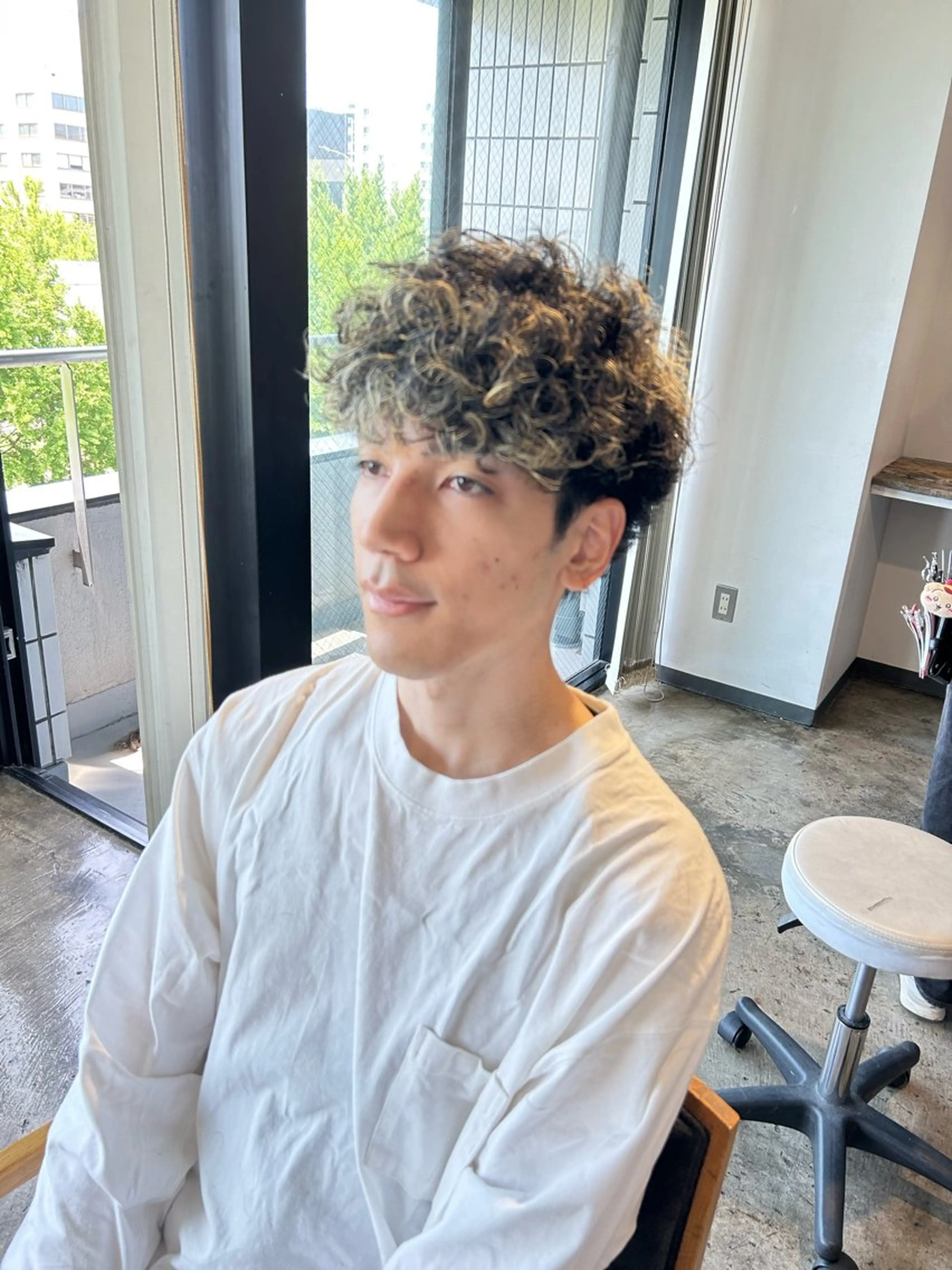 ショート パーマ メンズ センターパート ダウンパーマ カルマパーマ メンズ韓国風 マッシュ become men's hair 名駅店所属・名駅/フェザーパーマ 韓国ヘア/森岡のヘアスタイル