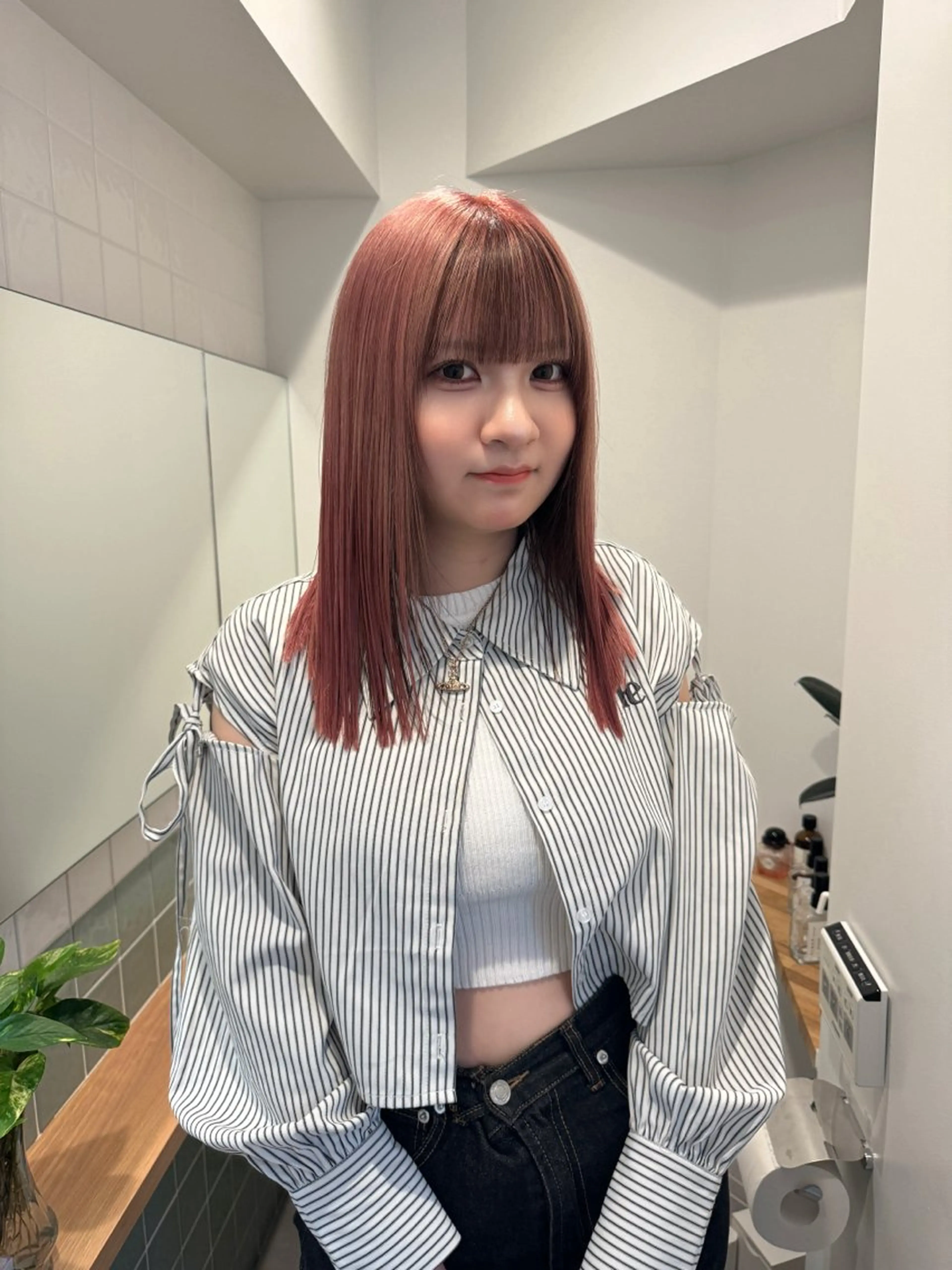 ロング 切りっぱなしボブ レイヤー/縮毛矯正のヘアスタイル