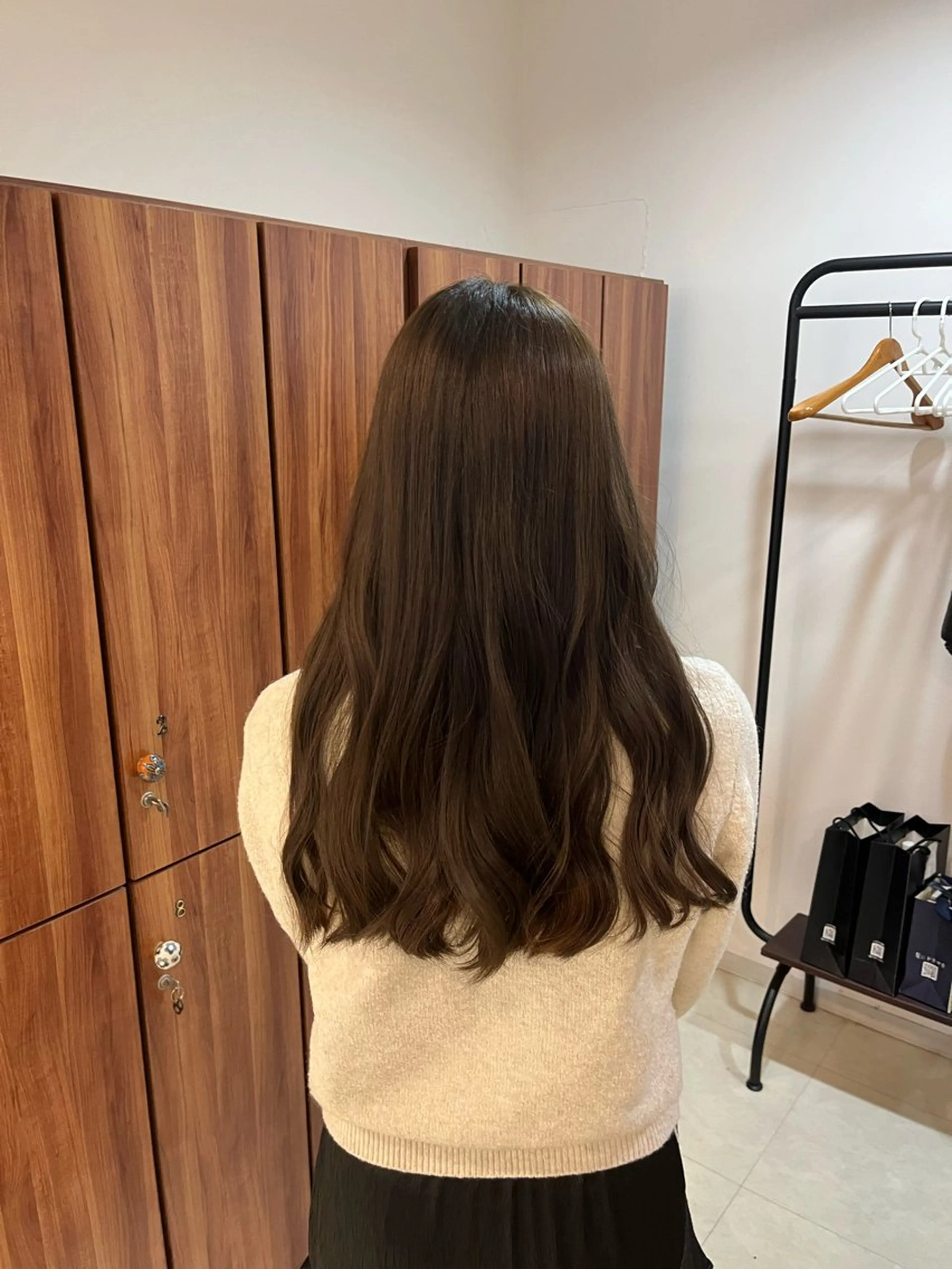 ロング カラー ブラウンカラー オリーブブラウン 児玉 有優のヘアスタイル