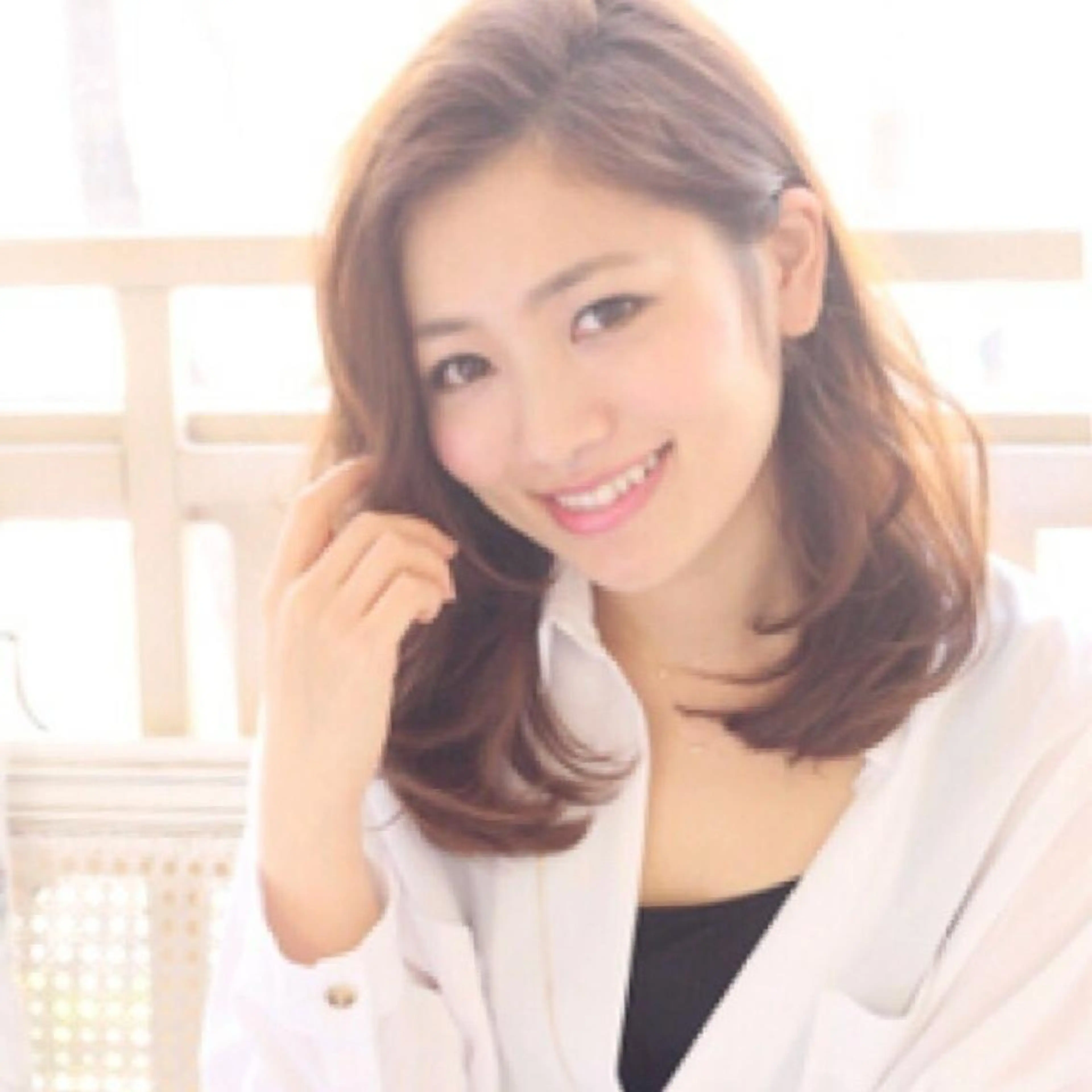 セミロング SALOWIN神宮前五丁目店所属・🇰🇷韓国風艶髪✨ 髪質改善 倉岡しおんのヘアスタイル