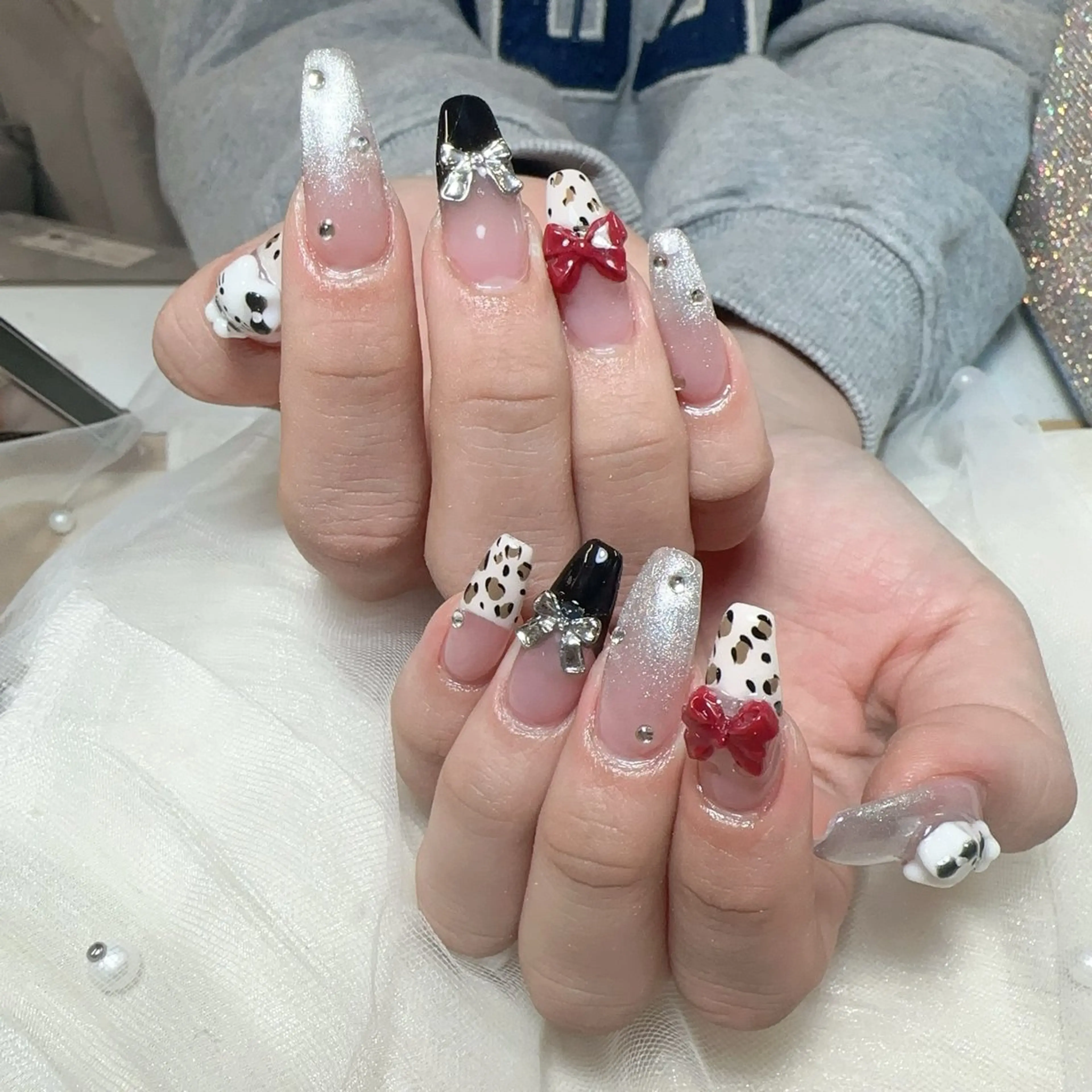 ネイル ハンドネイル 🎀nana🫧 ワンホンネイル🎀のネイルデザイン