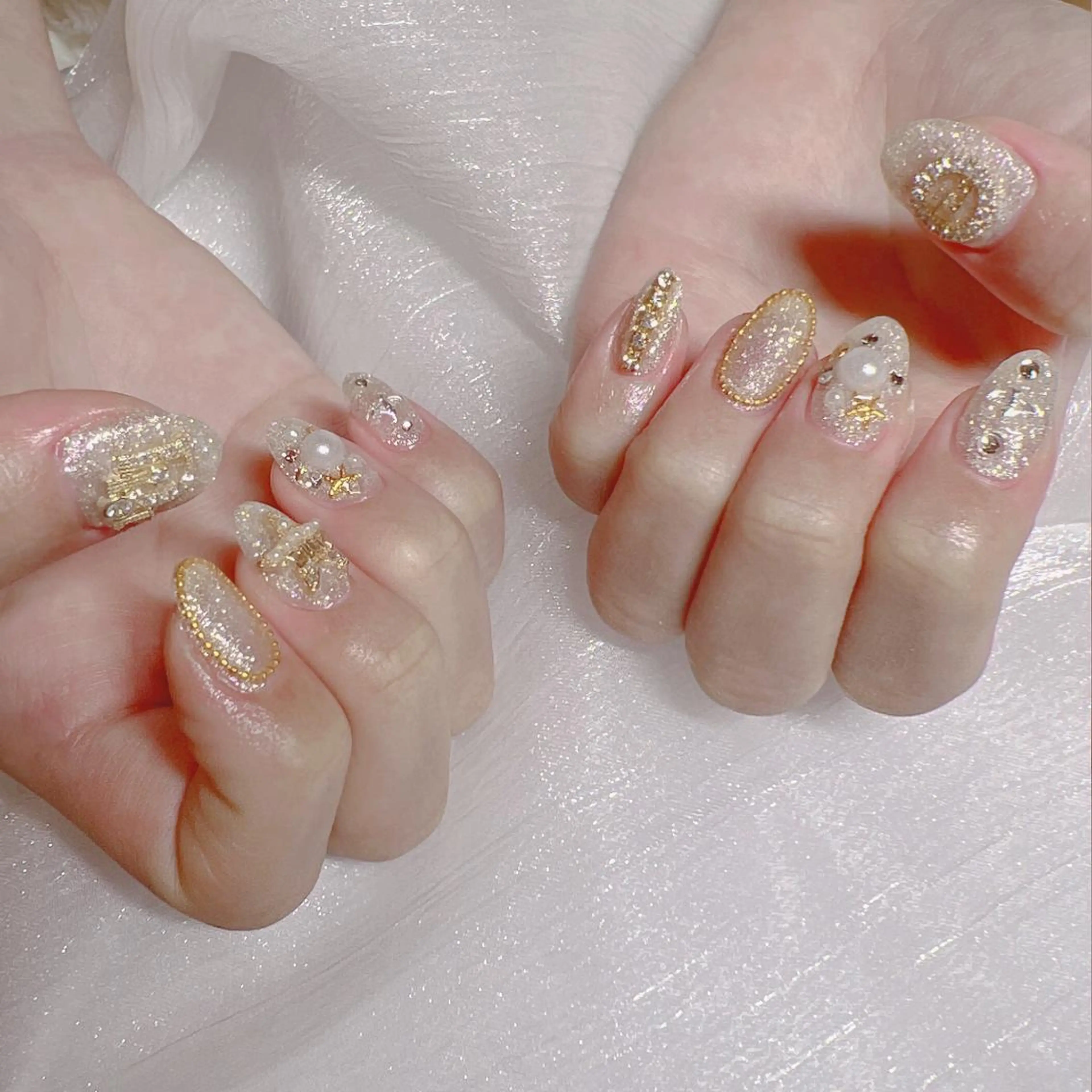 ネイル オーロラネイル フットネイル フレンチネイル ジェルネイル 韓国ネイル ハンドネイル ハンドケア 【ENサロン】 Rei🎀Nailのネイルデザイン