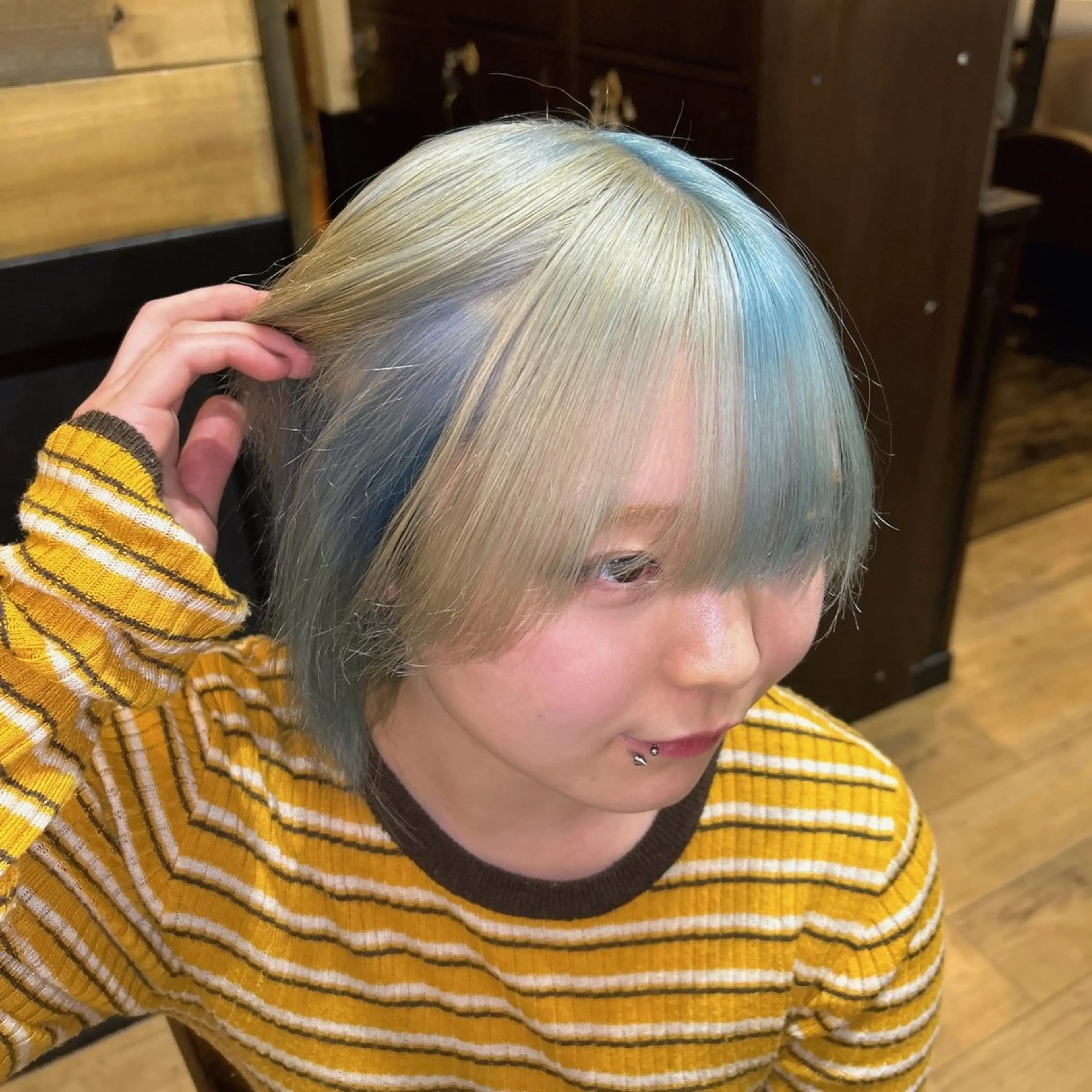 ミディアム カラー SHIAN 立川店所属・SHIAN 立川 🍑すずかのヘアスタイル