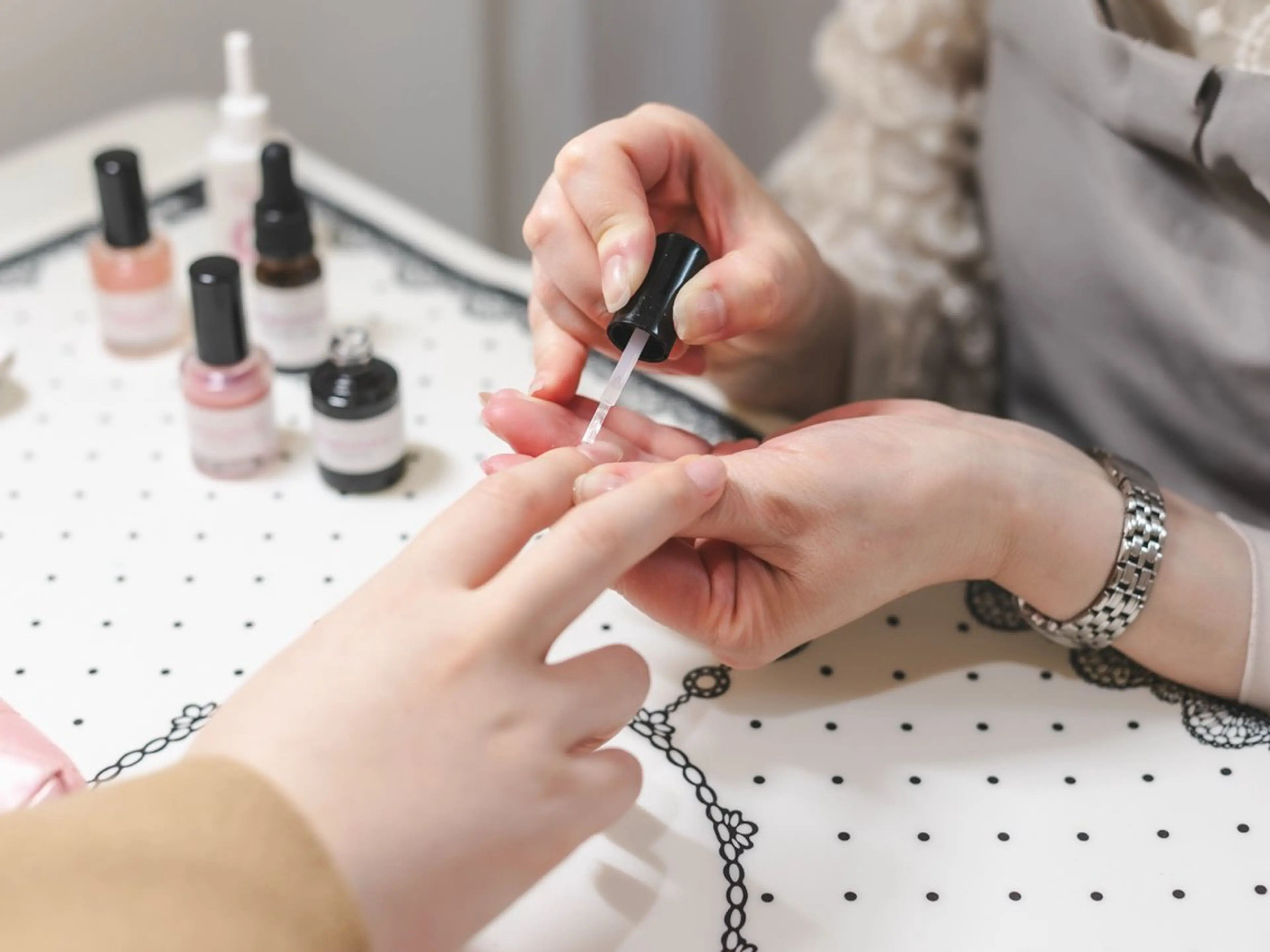 自爪育成専門サロン エムロードゥ池下のネイルデザイン