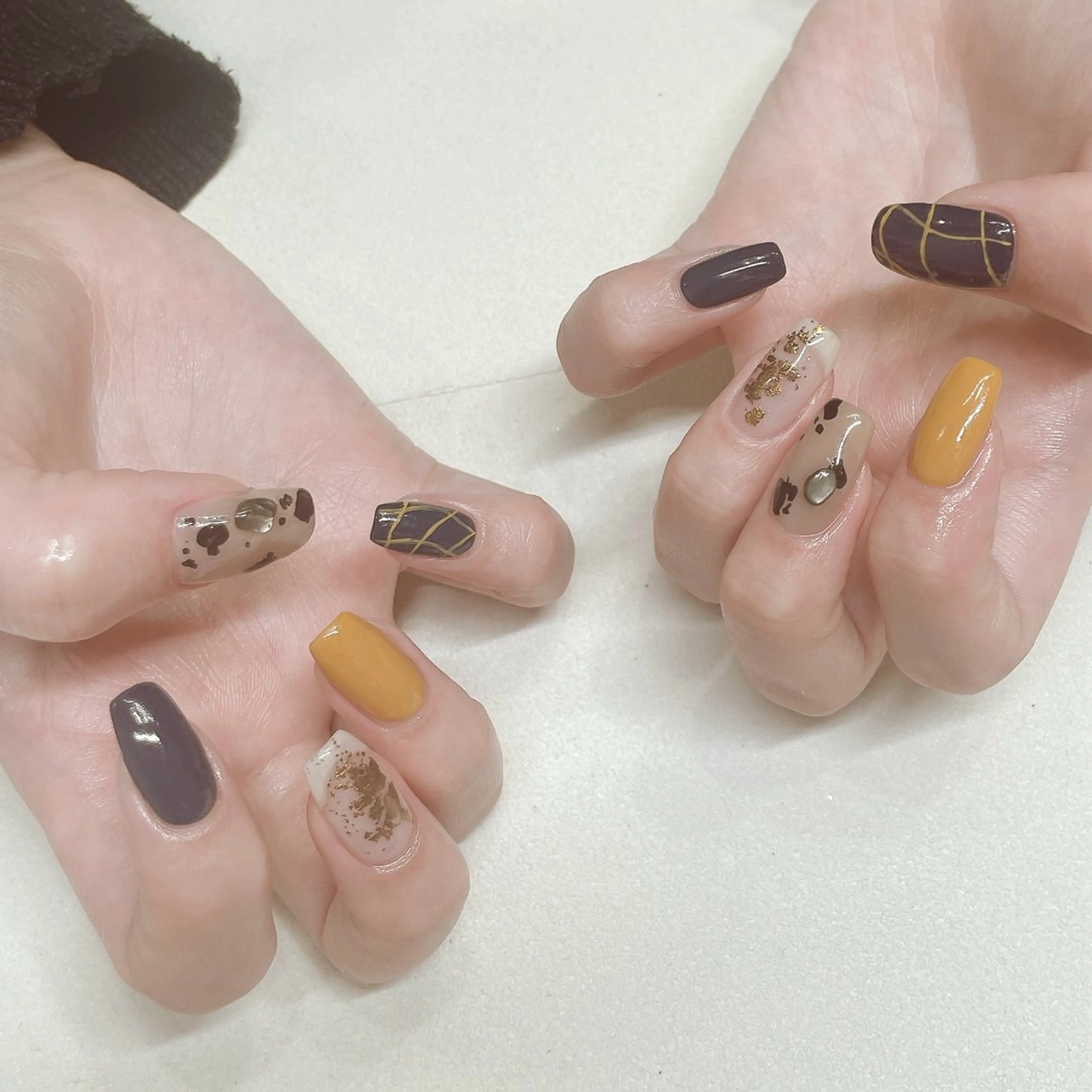 ネイル アートネイル 長さ出し ハンドネイル A85G ayakoのネイルデザイン