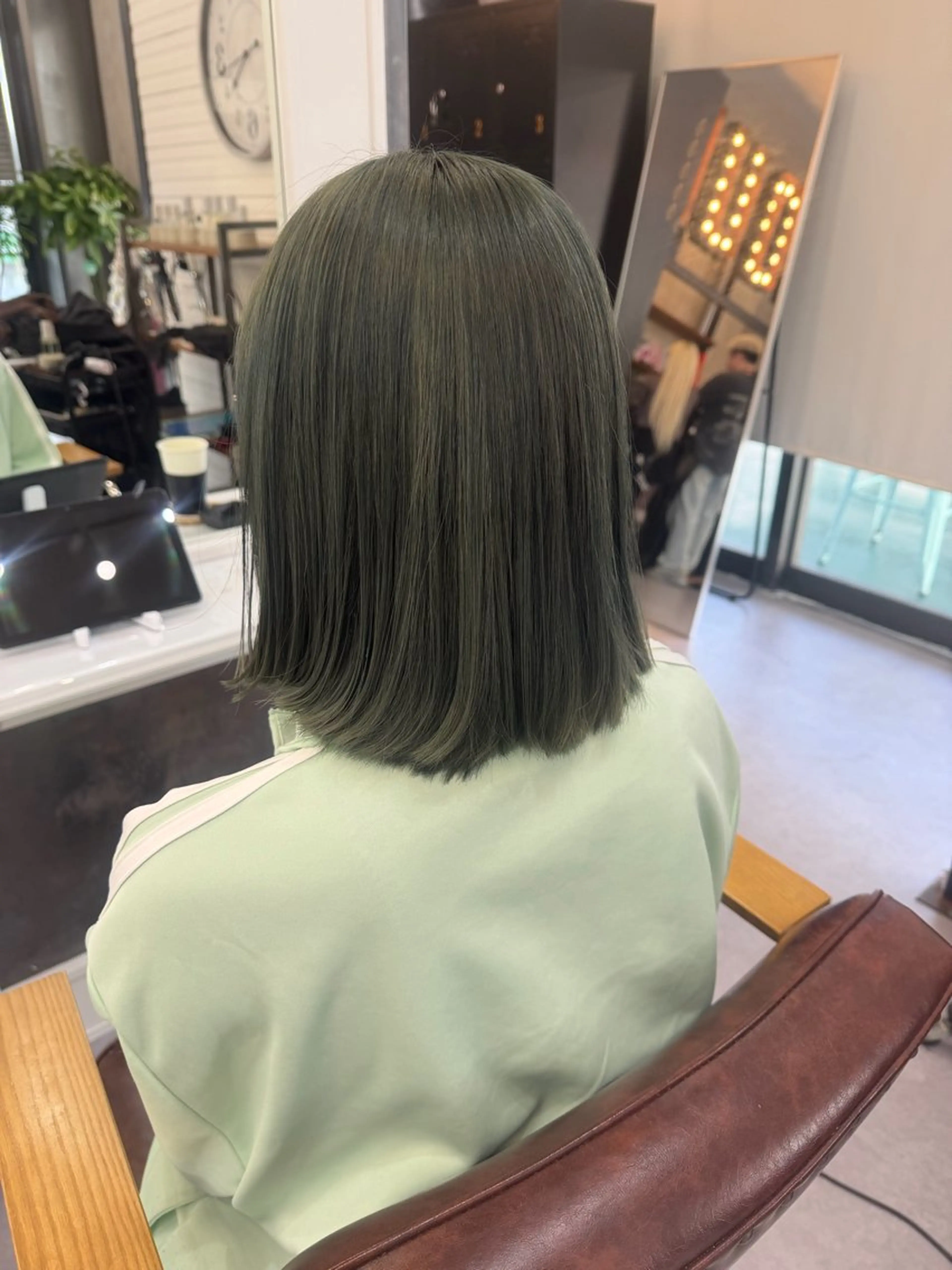 カラー MAEDA YUKIのヘアスタイル