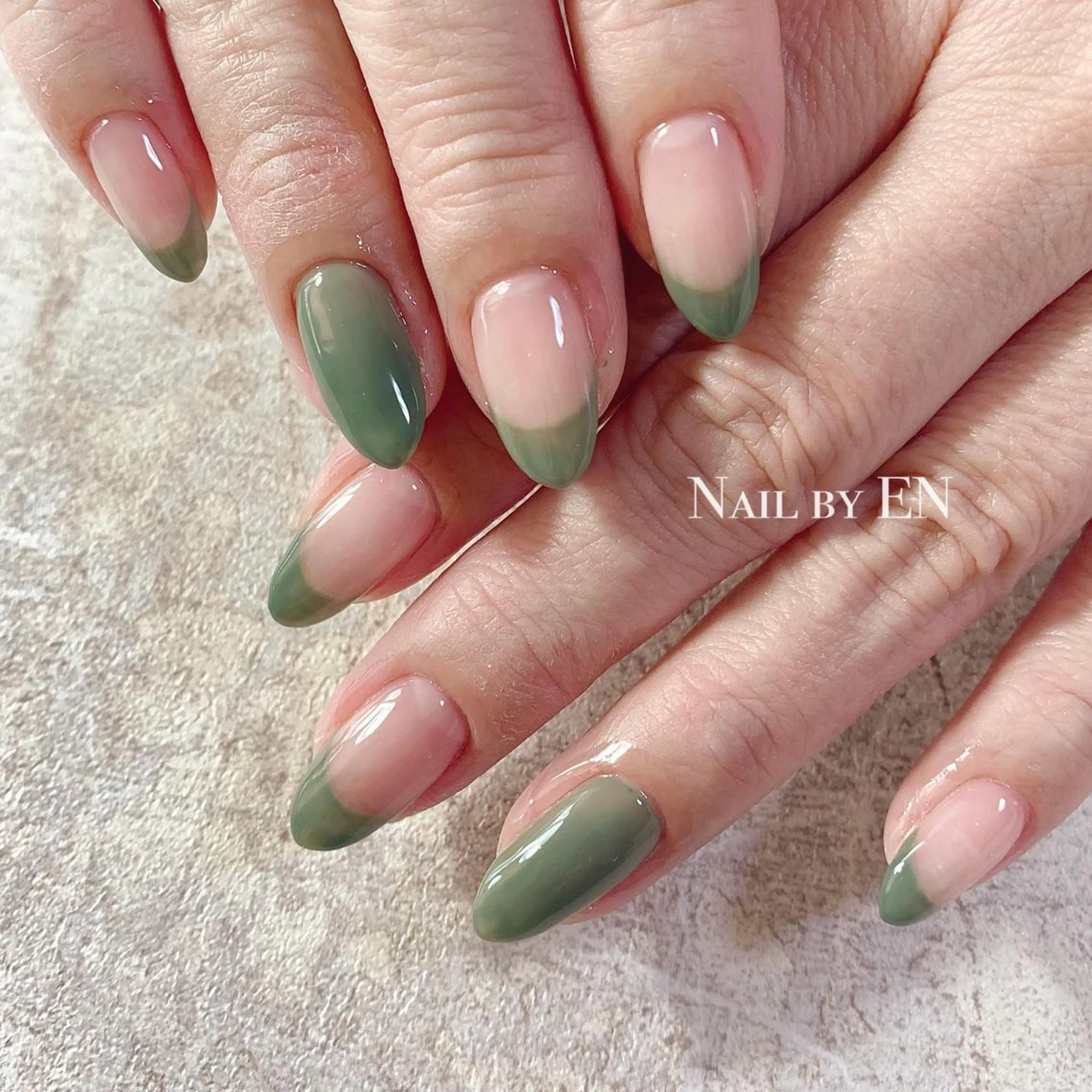 ネイル グリーン シンプルネイル Nail by EN*Namiのネイルデザイン