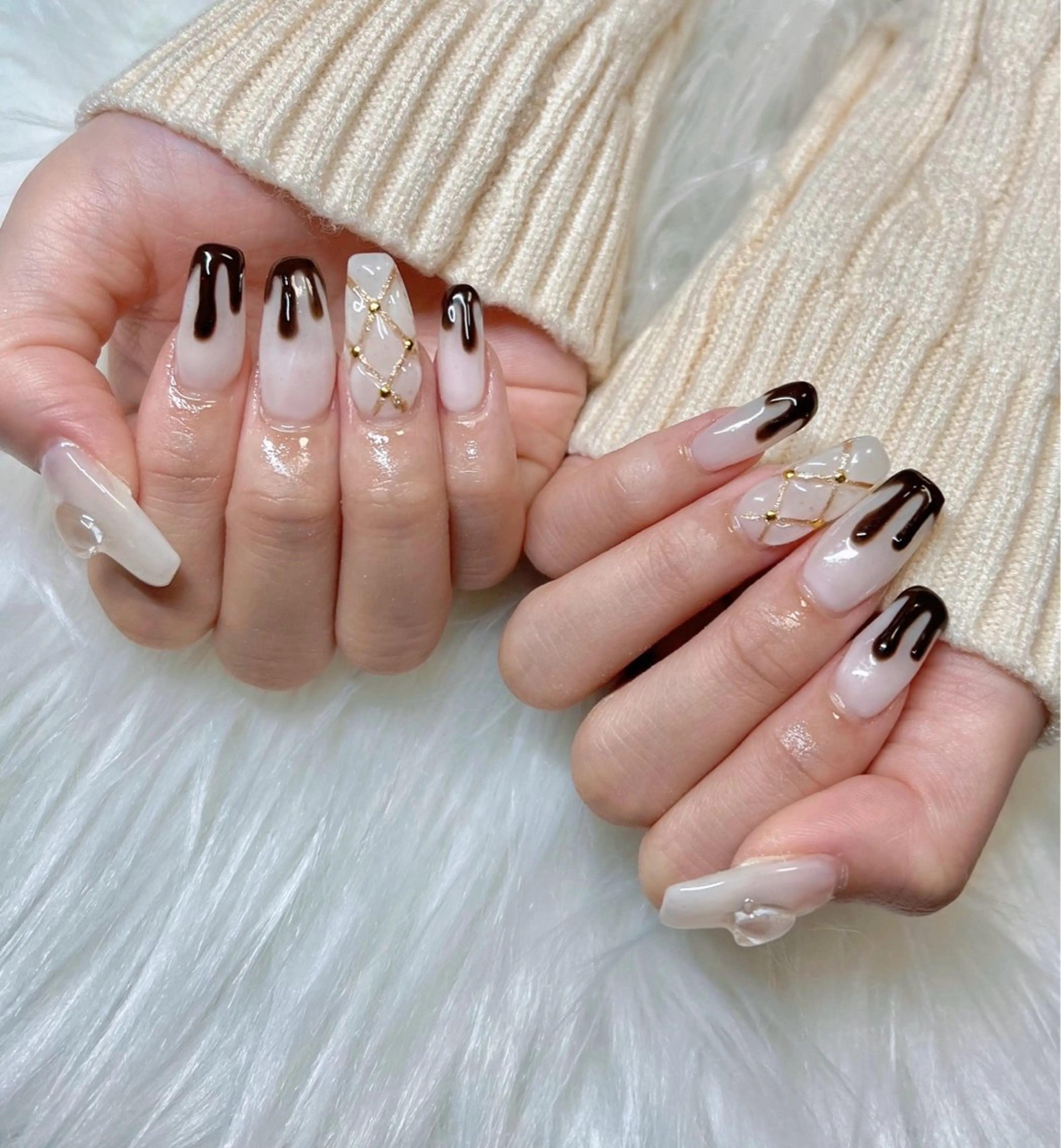 ネイル バレンタイン ハンドネイル CHARME 🤎〔RINA〕のネイルデザイン